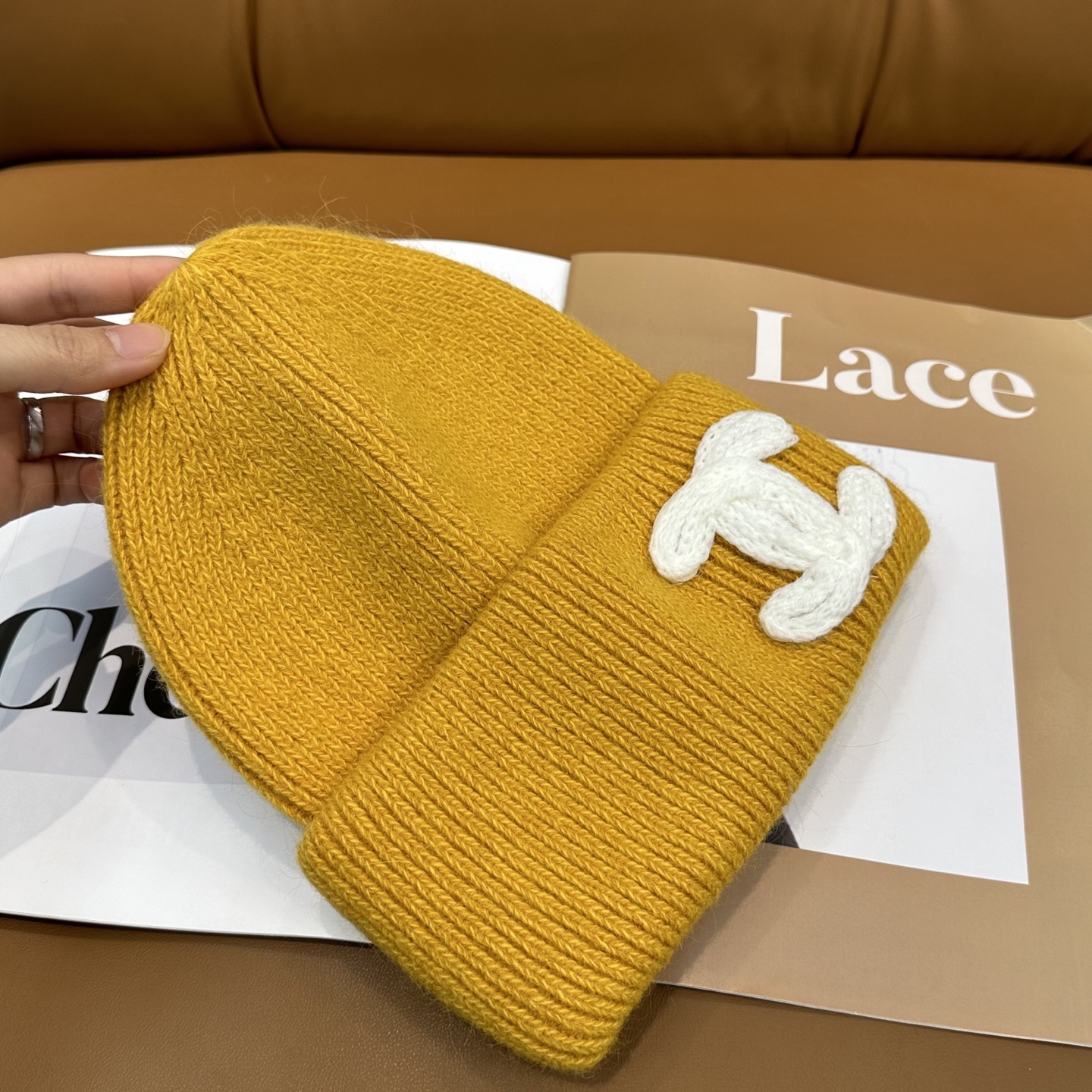 香奈儿CHANEL 小香爆款针织帽！小红书新品发布，太🉑️了，高弹面料 经典色系，男女同款哦