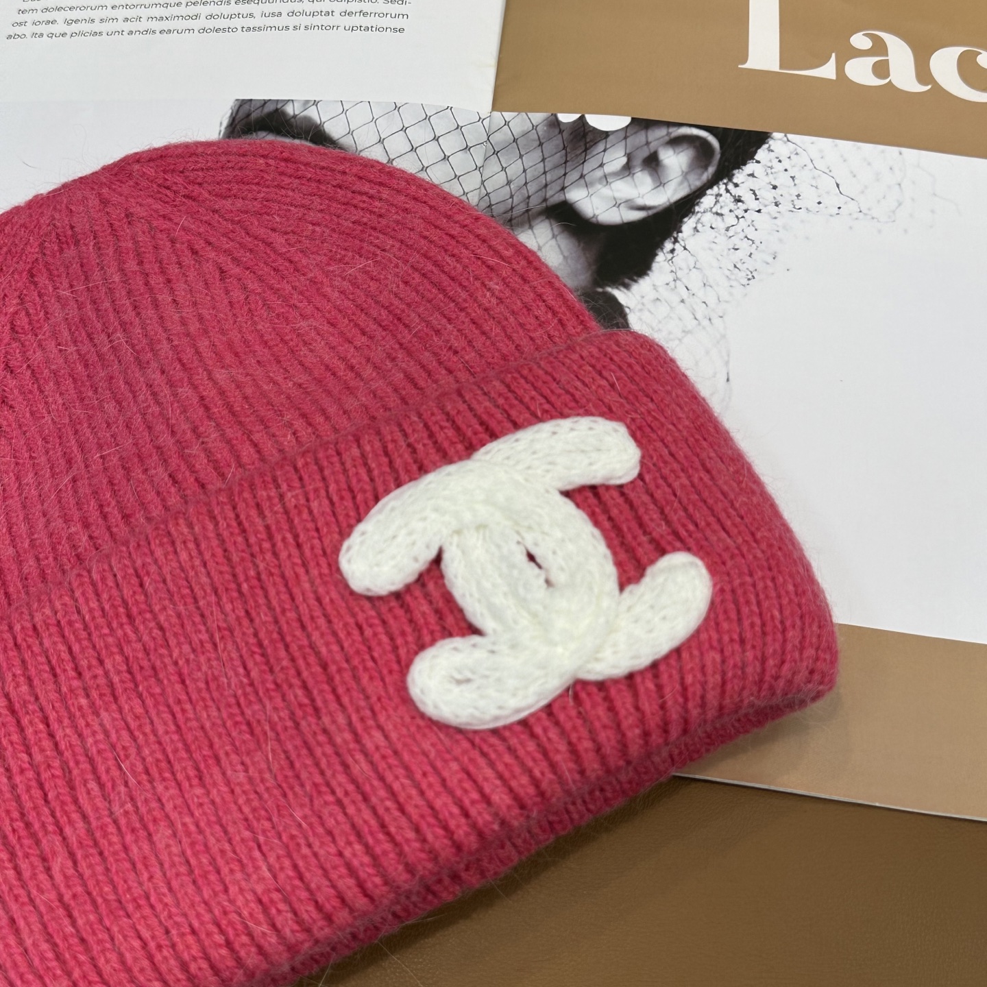 香奈儿CHANEL 小香爆款针织帽！小红书新品发布，太🉑️了，高弹面料 经典色系，男女同款哦