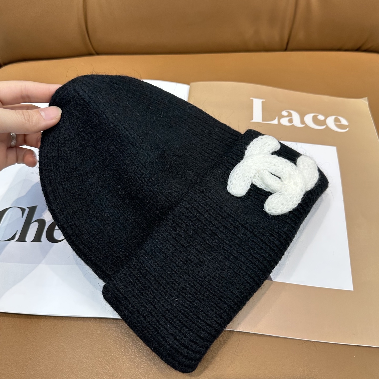 香奈儿CHANEL 小香爆款针织帽！小红书新品发布，太🉑️了，高弹面料 经典色系，男女同款哦