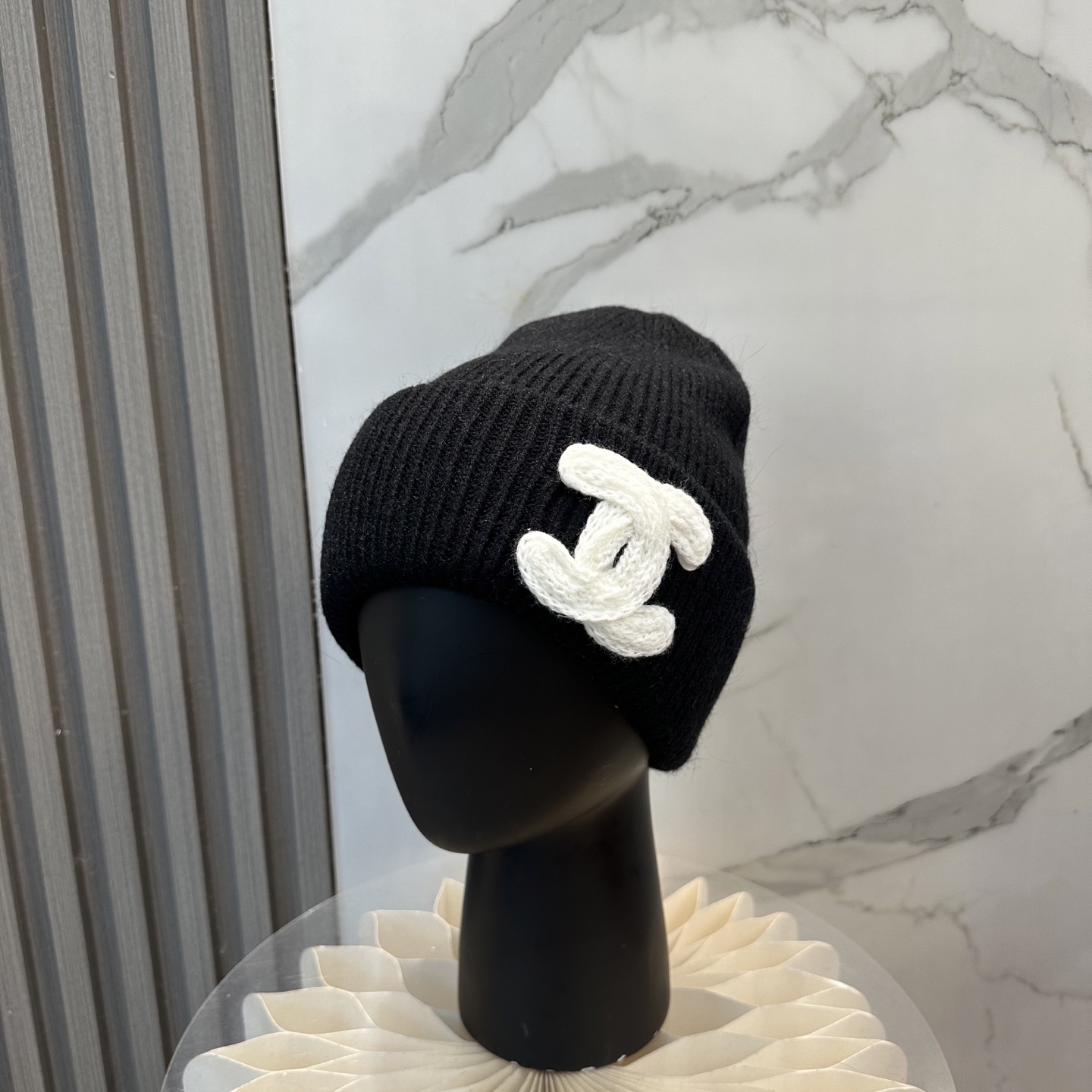 香奈儿CHANEL 小香爆款针织帽！小红书新品发布，太🉑️了，高弹面料 经典色系，男女同款哦