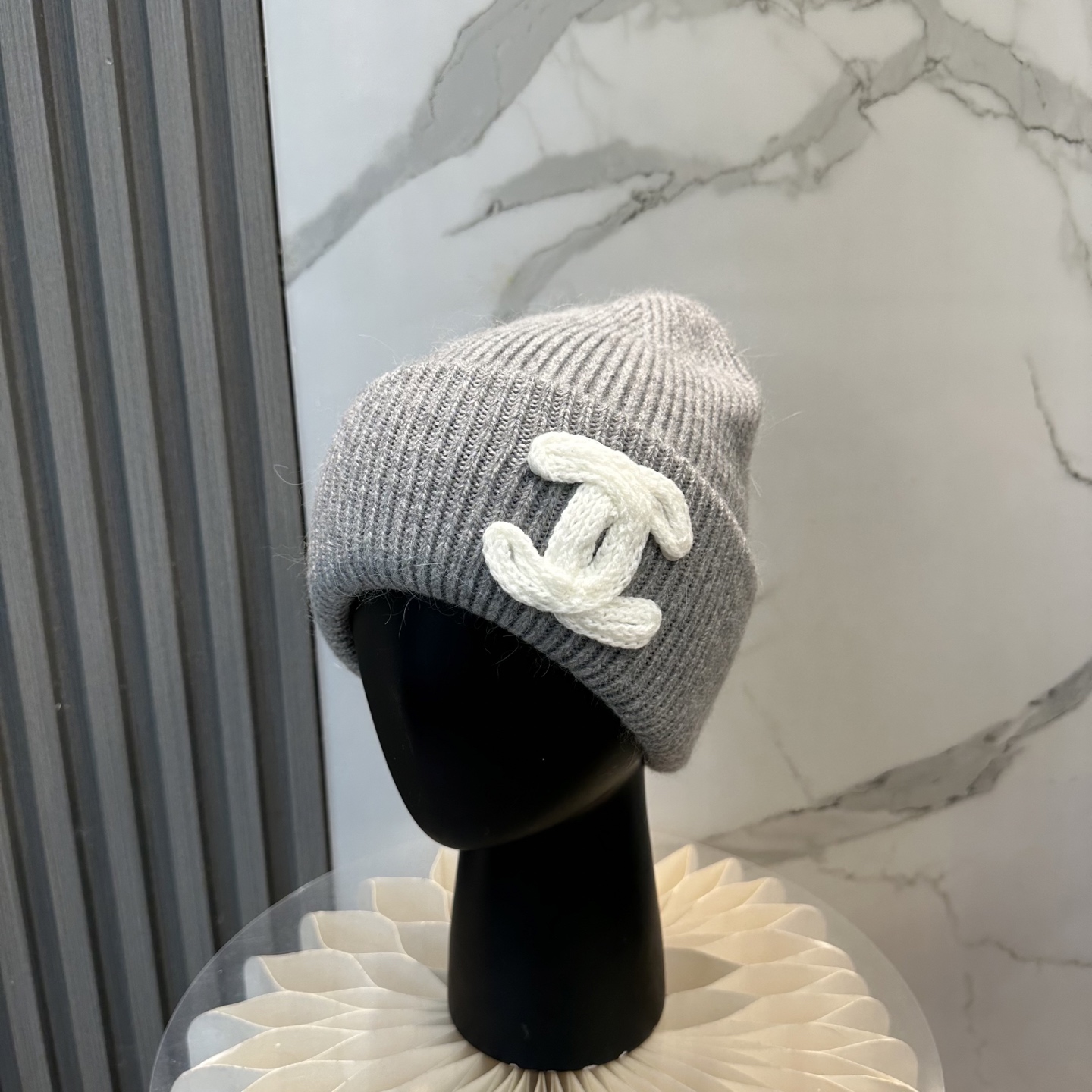 香奈儿CHANEL 小香爆款针织帽！小红书新品发布，太🉑️了，高弹面料 经典色系，男女同款哦