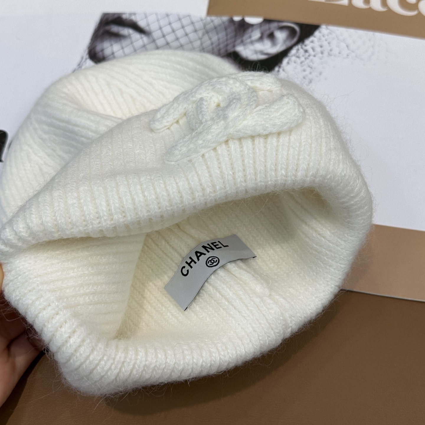 香奈儿CHANEL 小香爆款针织帽！小红书新品发布，太🉑️了，高弹面料 经典色系，男女同款哦