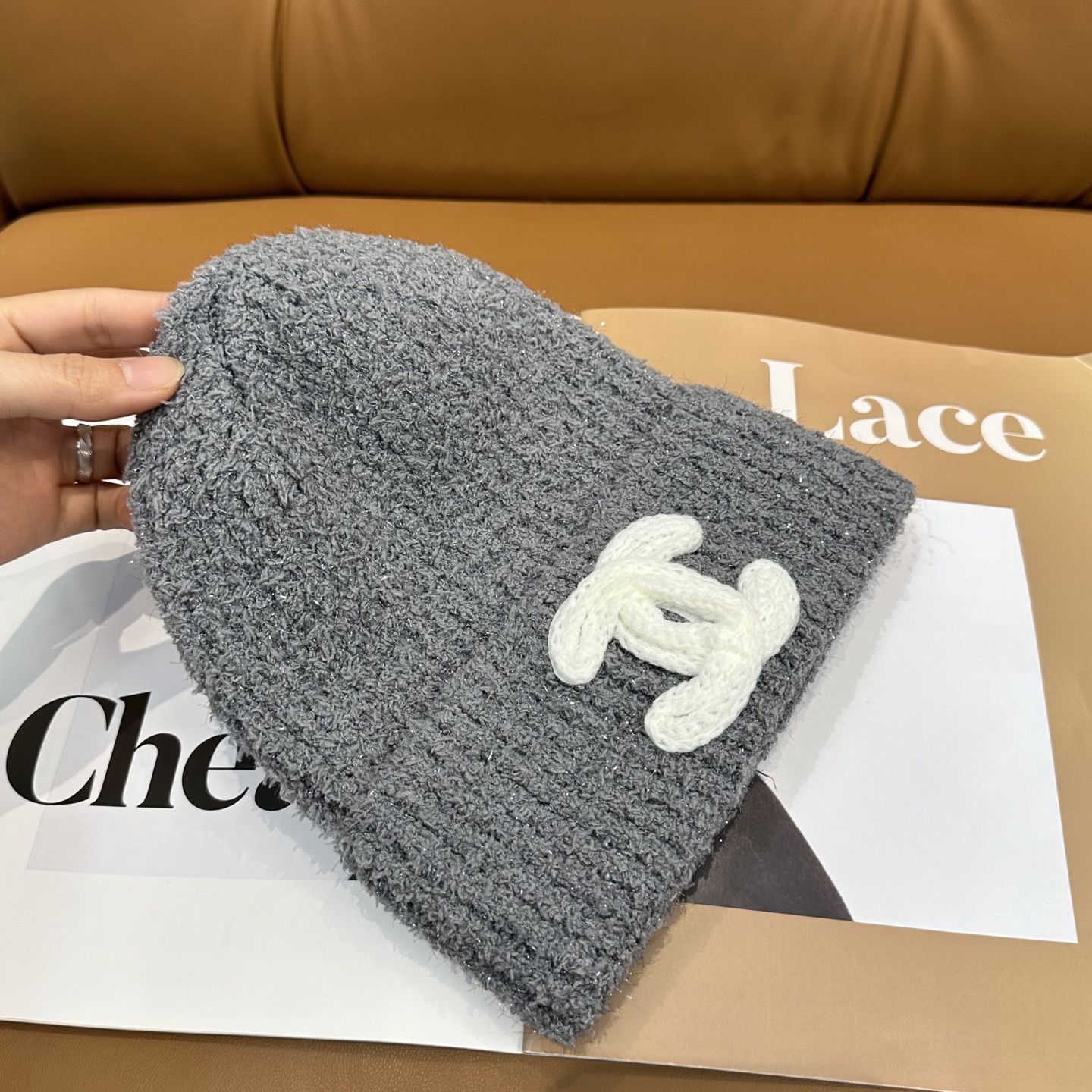 香奈儿CHANEL 小香爆款针织帽！小红书新品发布，太🉑️了，高弹面料 经典色系，男女同款哦