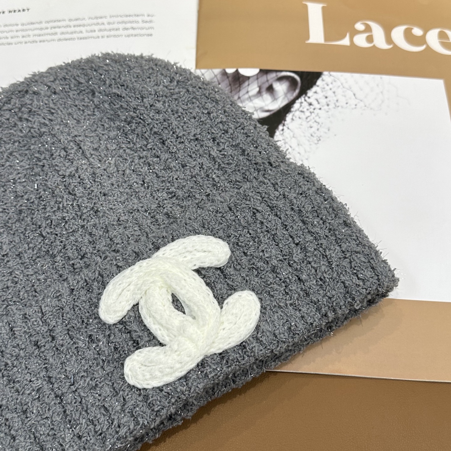 香奈儿CHANEL 小香爆款针织帽！小红书新品发布，太🉑️了，高弹面料 经典色系，男女同款哦