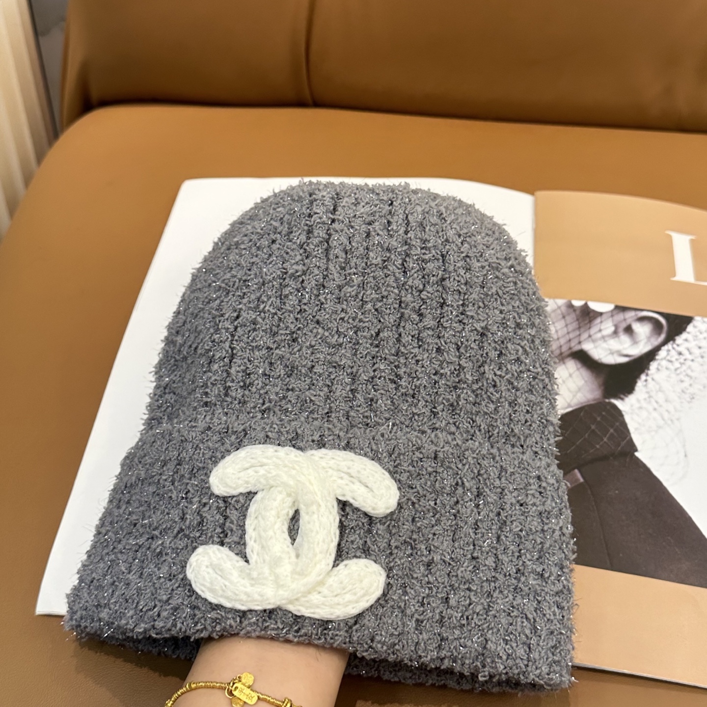 香奈儿CHANEL 小香爆款针织帽！小红书新品发布，太🉑️了，高弹面料 经典色系，男女同款哦