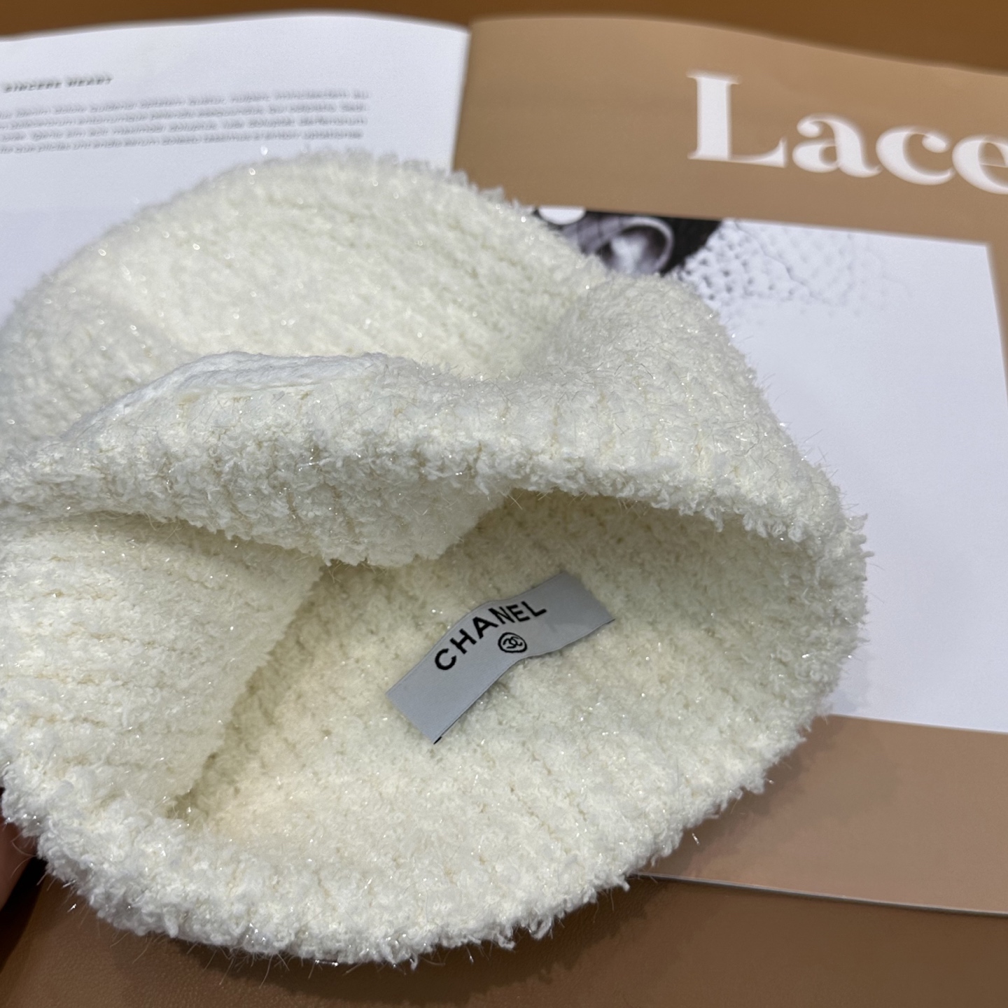 香奈儿CHANEL 小香爆款针织帽！小红书新品发布，太🉑️了，高弹面料 经典色系，男女同款哦