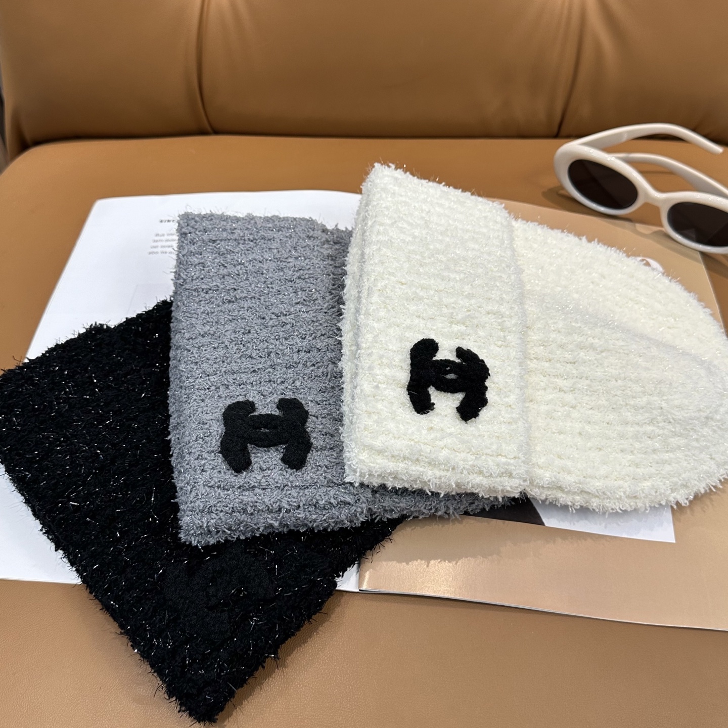 香奈儿CHANEL 小香爆款针织帽！小红书新品发布，太🉑️了，高弹面料 经典色系，男女同款哦