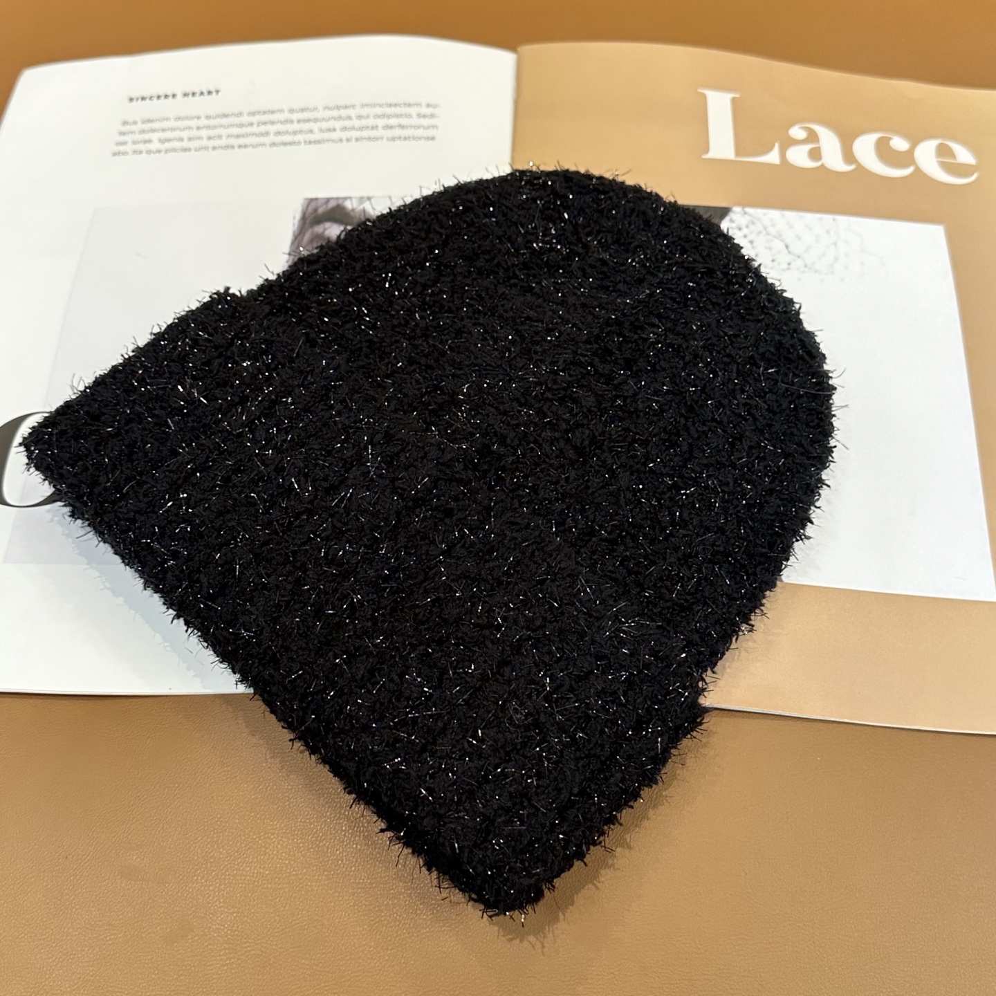 香奈儿CHANEL 小香爆款针织帽！小红书新品发布，太🉑️了，高弹面料 经典色系，男女同款哦