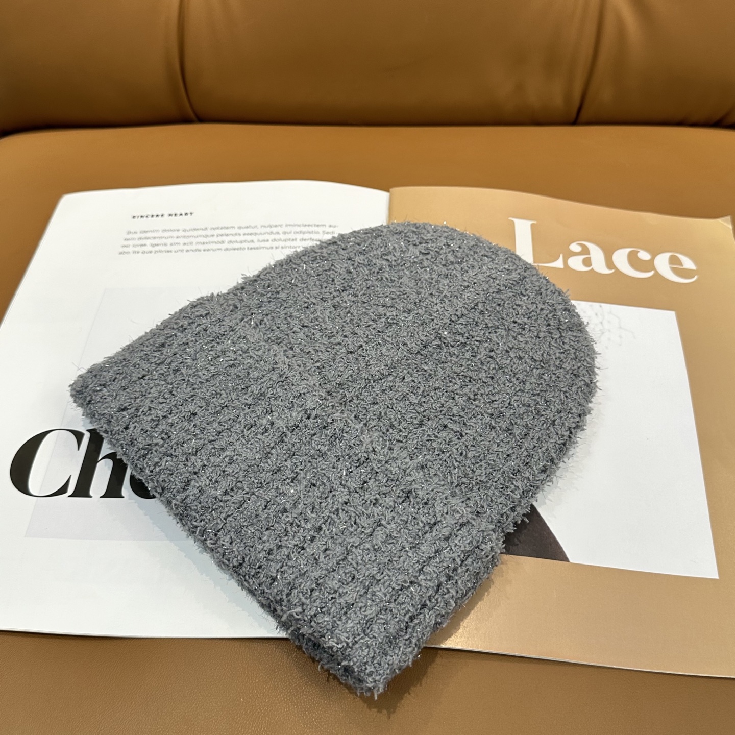 香奈儿CHANEL 小香爆款针织帽！小红书新品发布，太🉑️了，高弹面料 经典色系，男女同款哦