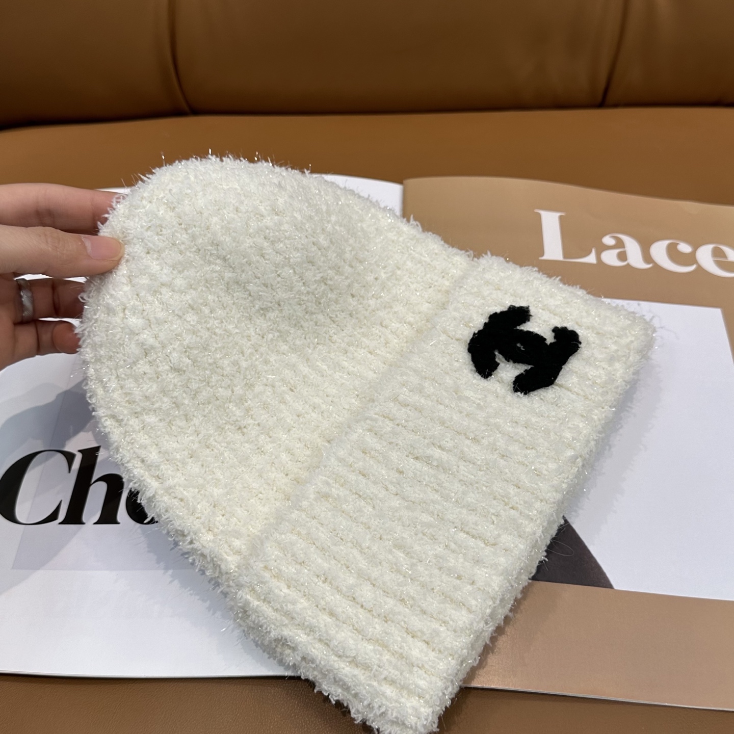 香奈儿CHANEL 小香爆款针织帽！小红书新品发布，太🉑️了，高弹面料 经典色系，男女同款哦