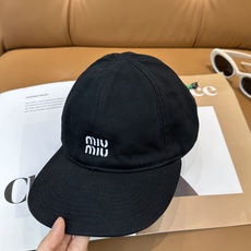 🔥MiuMiu缪缪帽子合集|高版本多巴胺“彩色抽绳”经典的字母标低调又有辨识度,最绝的是彩色抽绳设计!红 🔥MiuMiu缪缪帽子合集|高版本多巴胺“彩色抽绳”经典的字母标低调又有辨识度,最绝的是彩色抽绳设计!红