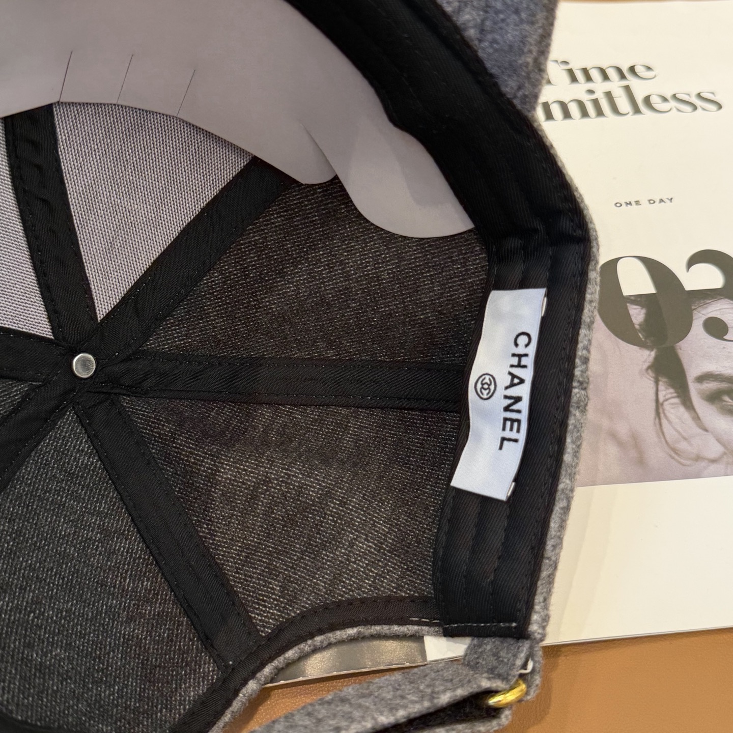 CHANEL 香奈儿 秋冬新款棒球帽 简约大气👈🏻👍休闲时尚👩潮流又有范👍百搭款！