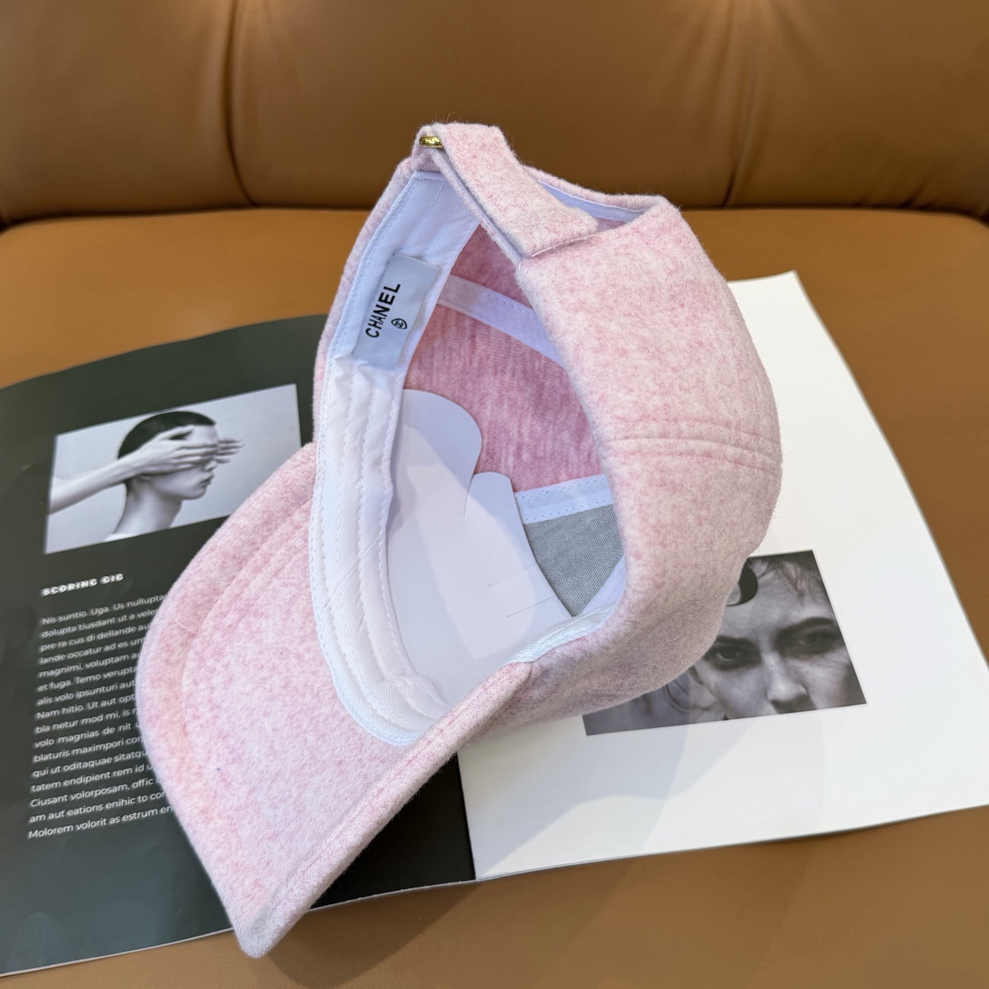 CHANEL 香奈儿 秋冬新款棒球帽 简约大气👈🏻👍休闲时尚👩潮流又有范👍百搭款！