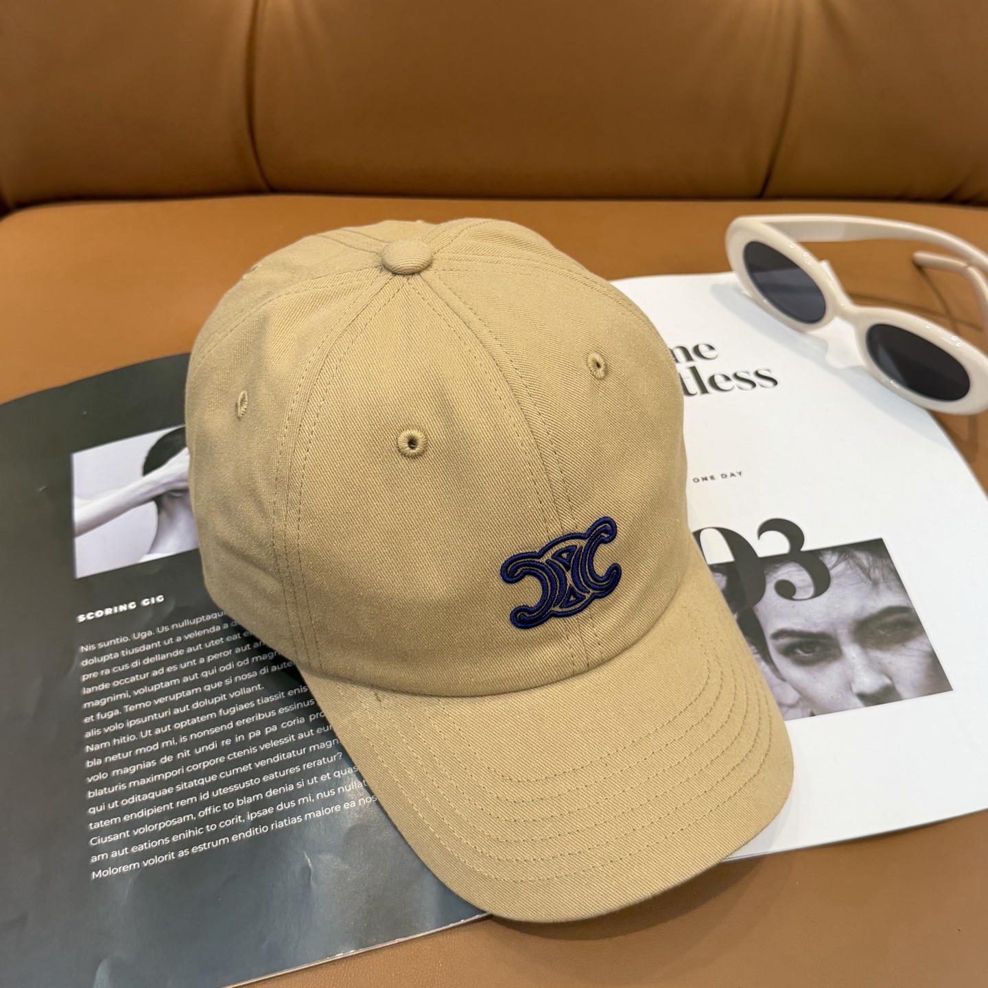 爆款CELINE（赛琳）官网代购版本。 原版1:1 定制！ 简约字母明星同款最新棒球帽，时尚潮流，高端做