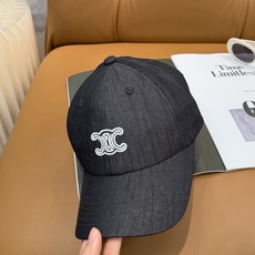 爆款CELINE(赛琳)官网代购版本。 原版1:1 定制! 简约字母明星同款最新棒球帽,时尚潮流,高端做 爆款CELINE(赛琳)官网代购版本。 原版1:1 定制! 简约字母明星同款最新棒球帽,时尚潮流,高端做