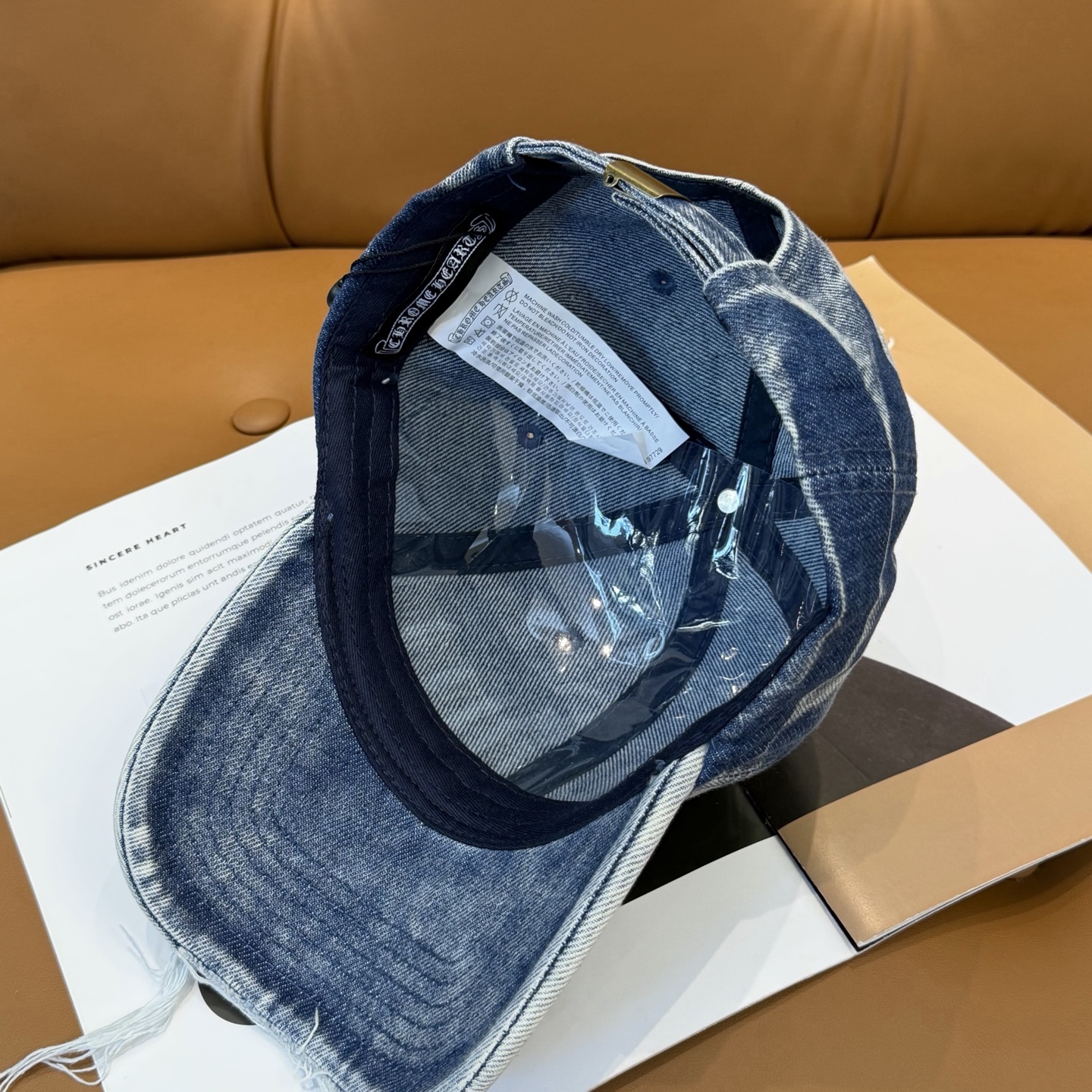 克罗心新款高品质洗水牛仔棒球帽，高端定制版！网红时尚博主同款！墙裂推荐！质量巨好！头围57cm