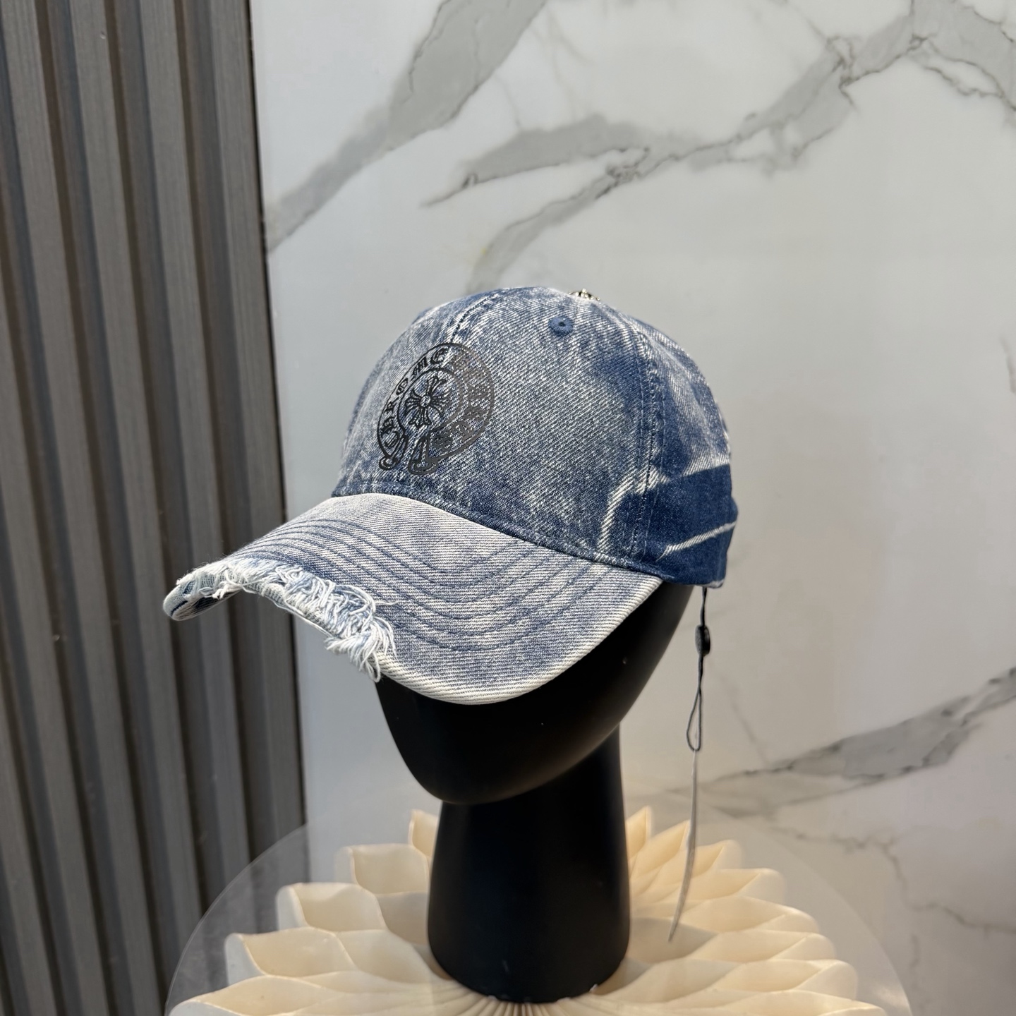 克罗心新款高品质洗水牛仔棒球帽，高端定制版！网红时尚博主同款！墙裂推荐！质量巨好！头围57cm