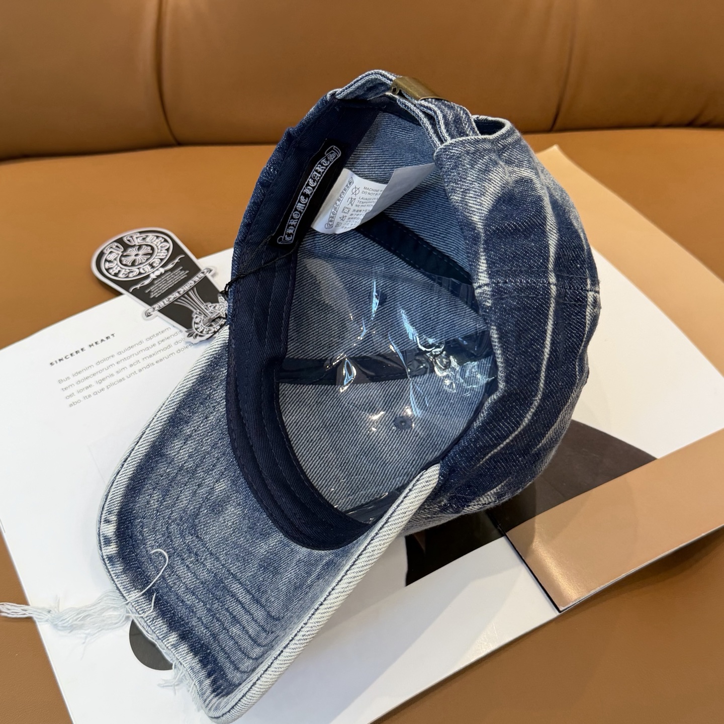 克罗心新款高品质洗水牛仔棒球帽，高端定制版！网红时尚博主同款！墙裂推荐！质量巨好！头围57cm