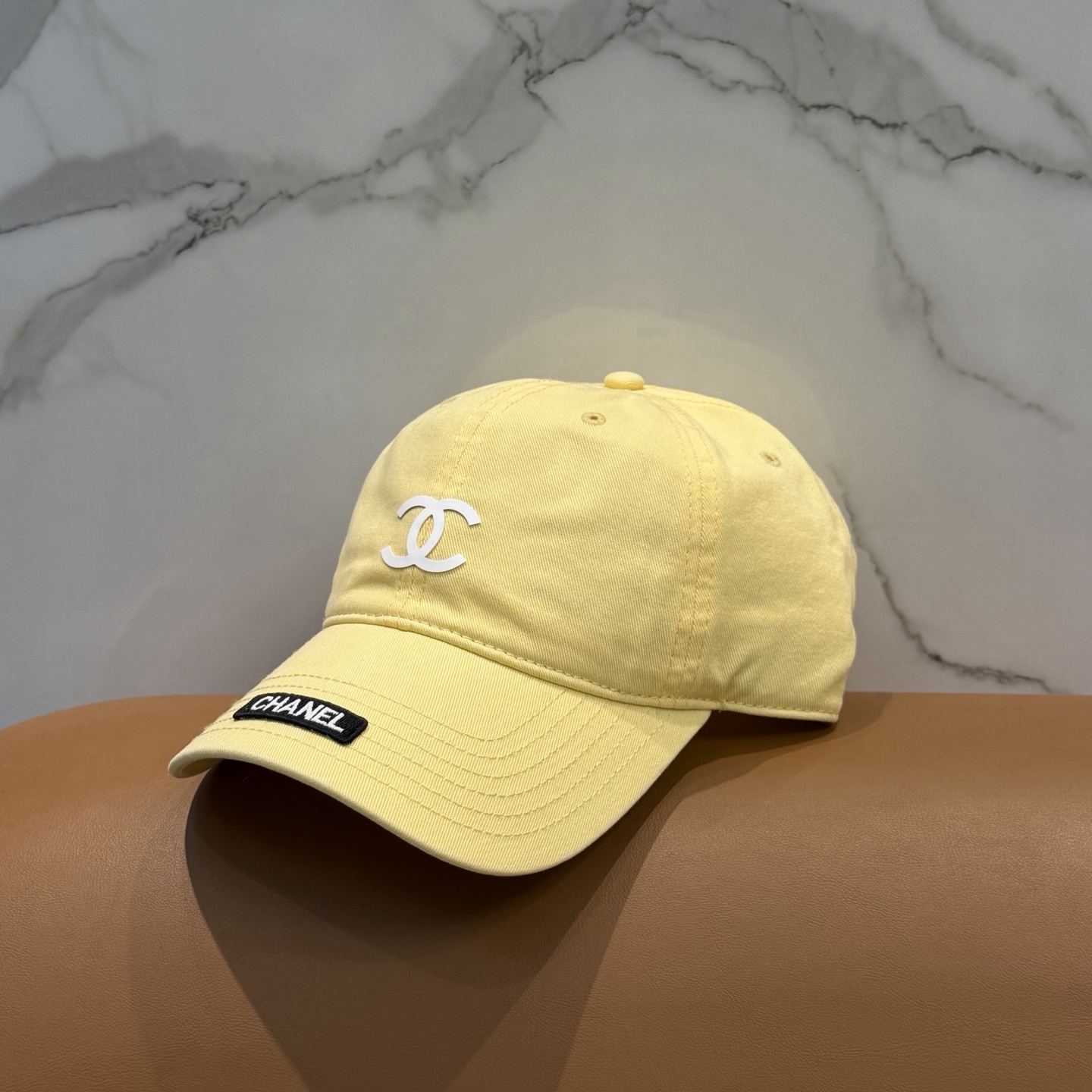 【CHANEL香奈儿】春夏新款简约小香logo棒球帽，新款出货，大牌款超好搭配，赶紧入手！