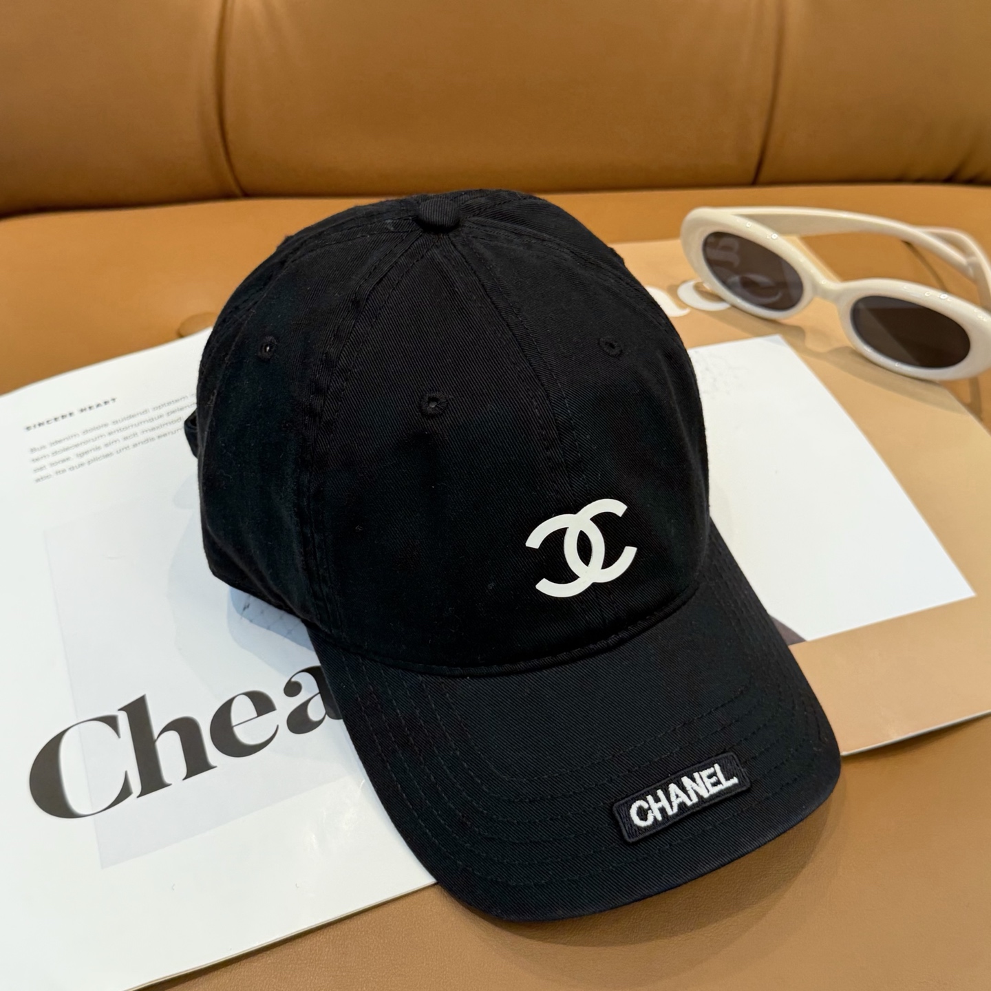 【CHANEL香奈儿】春夏新款简约小香logo棒球帽，新款出货，大牌款超好搭配，赶紧入手！