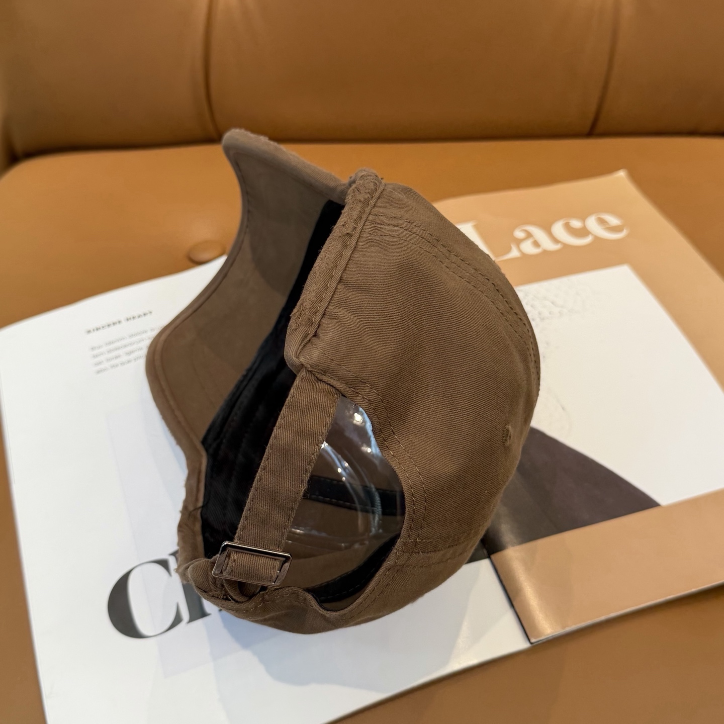 【CHANEL香奈儿】春夏新款简约小香logo棒球帽，新款出货，大牌款超好搭配，赶紧入手！