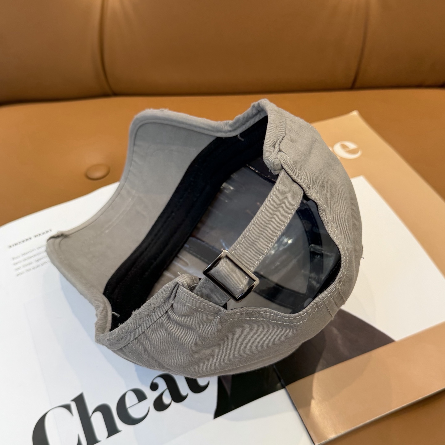 【CHANEL香奈儿】春夏新款简约小香logo棒球帽，新款出货，大牌款超好搭配，赶紧入手！