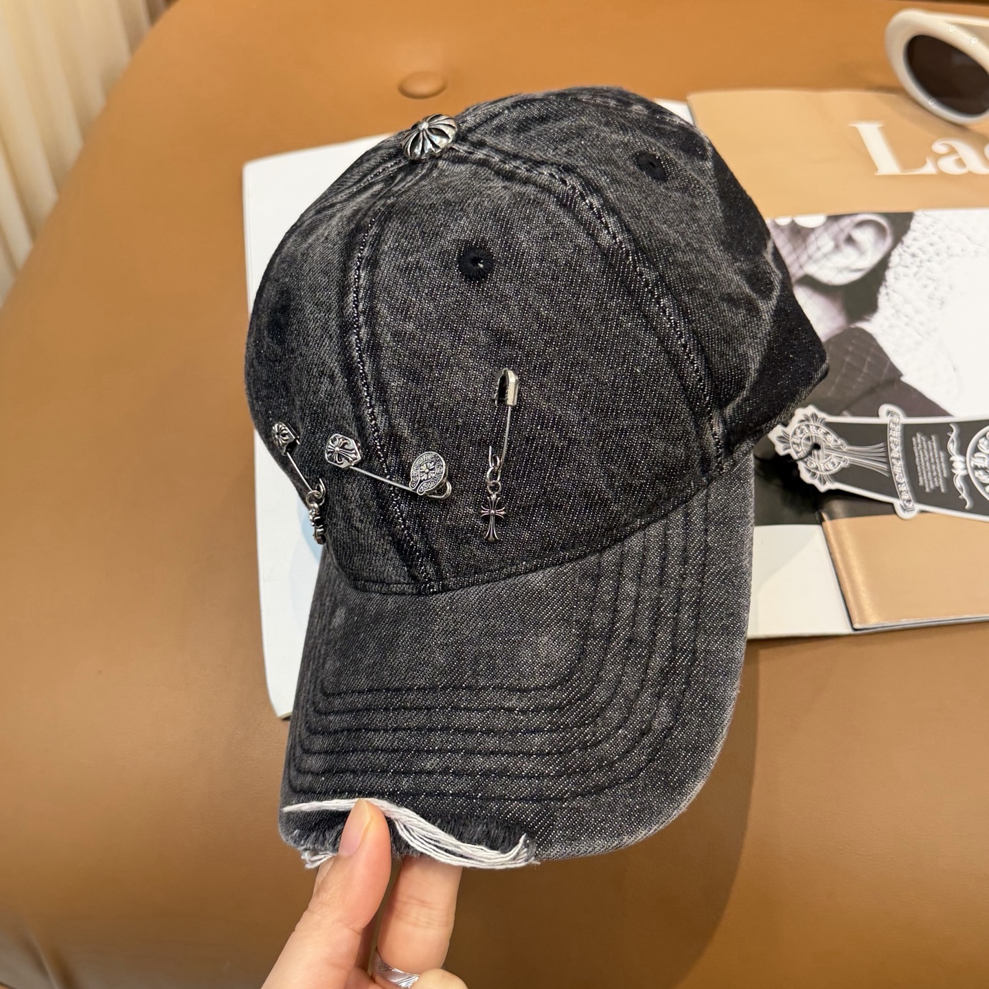 克罗心新款高品质洗水牛仔棒球帽，高端定制版！网红时尚博主同款！墙裂推荐！质量巨好！头围57cm