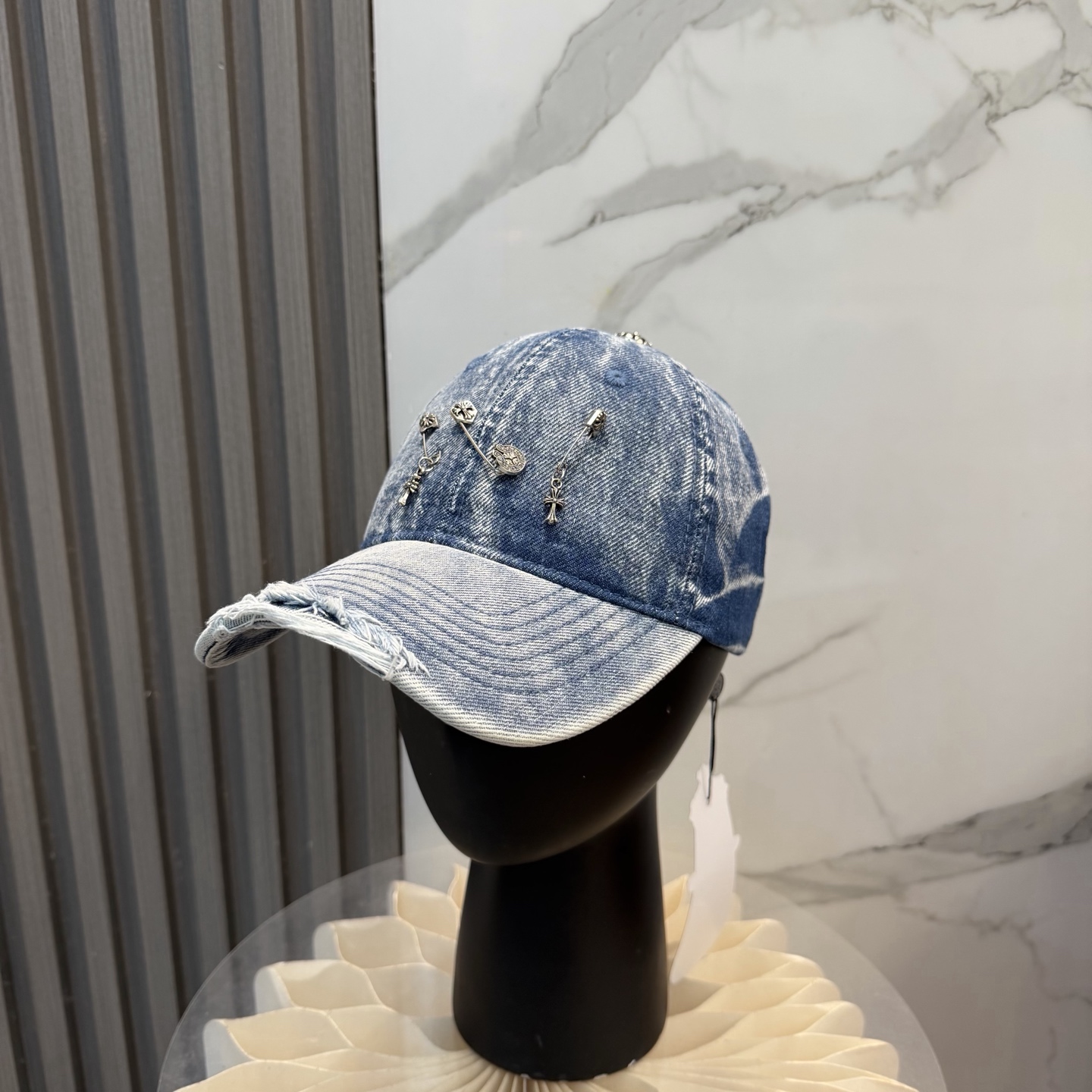 克罗心新款高品质洗水牛仔棒球帽，高端定制版！网红时尚博主同款！墙裂推荐！质量巨好！头围57cm