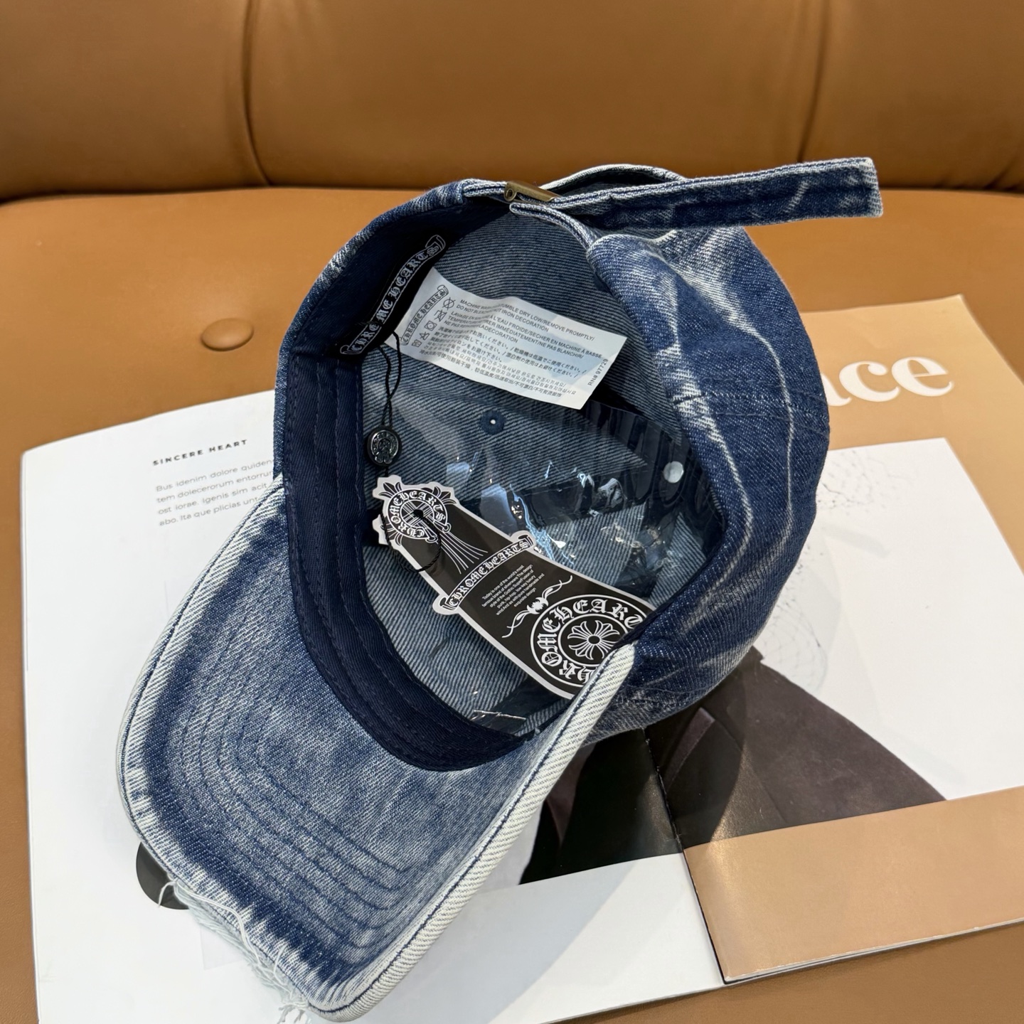 克罗心新款高品质洗水牛仔棒球帽，高端定制版！网红时尚博主同款！墙裂推荐！质量巨好！头围57cm