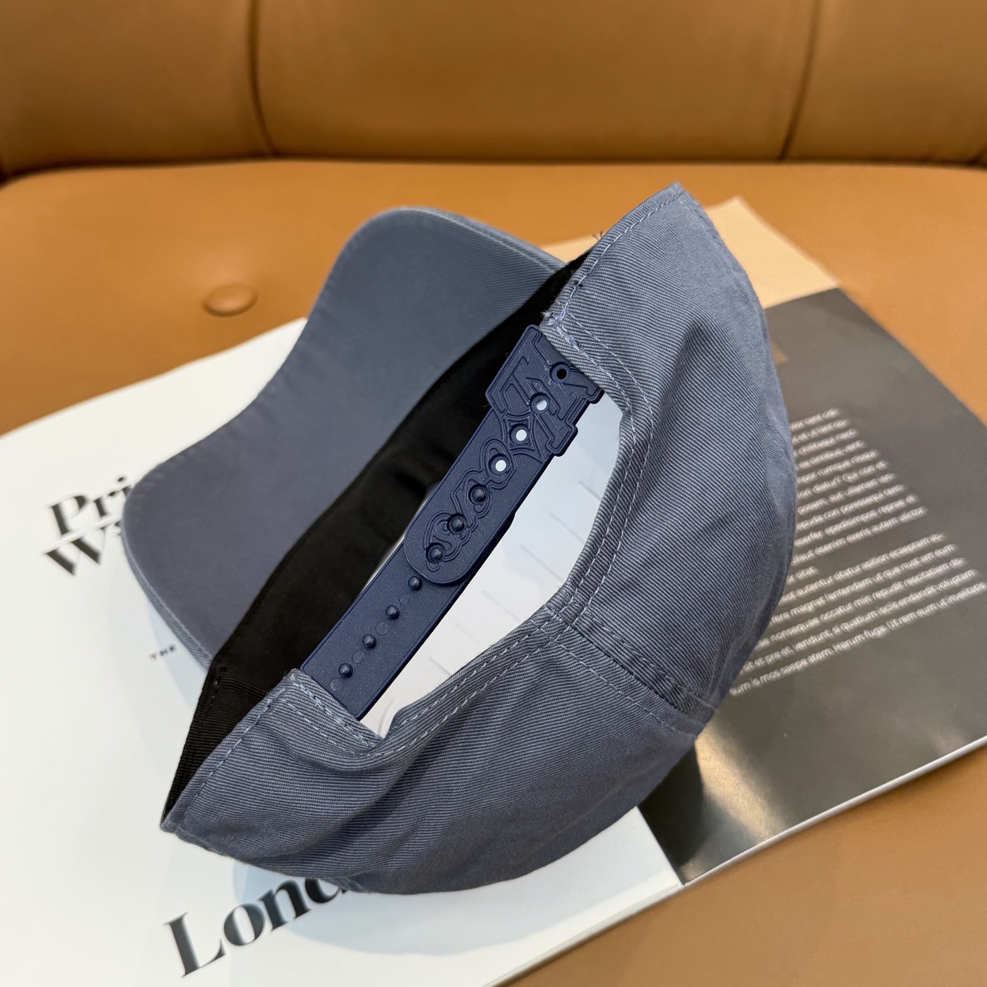 LV路易威登高版本专柜爆款刺绣棒球帽 重工打造♥️高端大气，百搭款🤗男女通用！