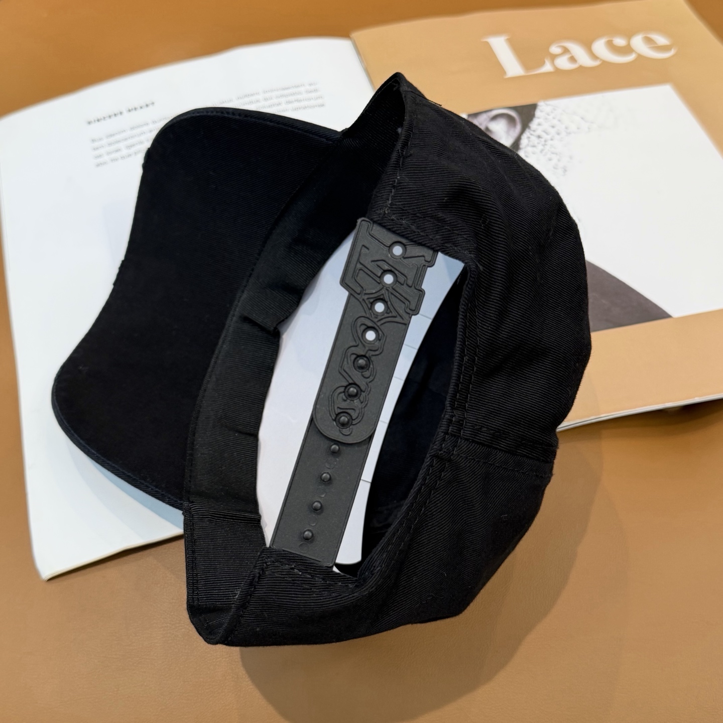 LV路易威登高版本专柜爆款刺绣棒球帽 重工打造♥️高端大气，百搭款🤗男女通用！