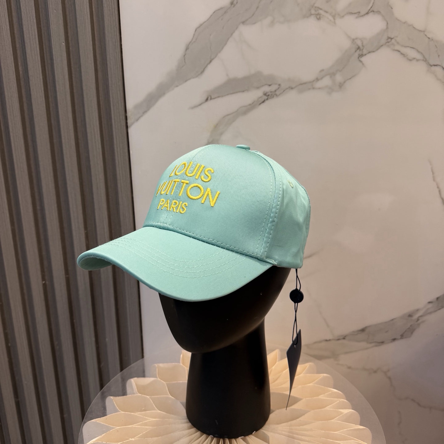 Louis Vuitton LV路易威登高版本刺绣 棒球帽 重工打造 高端 ，百搭款