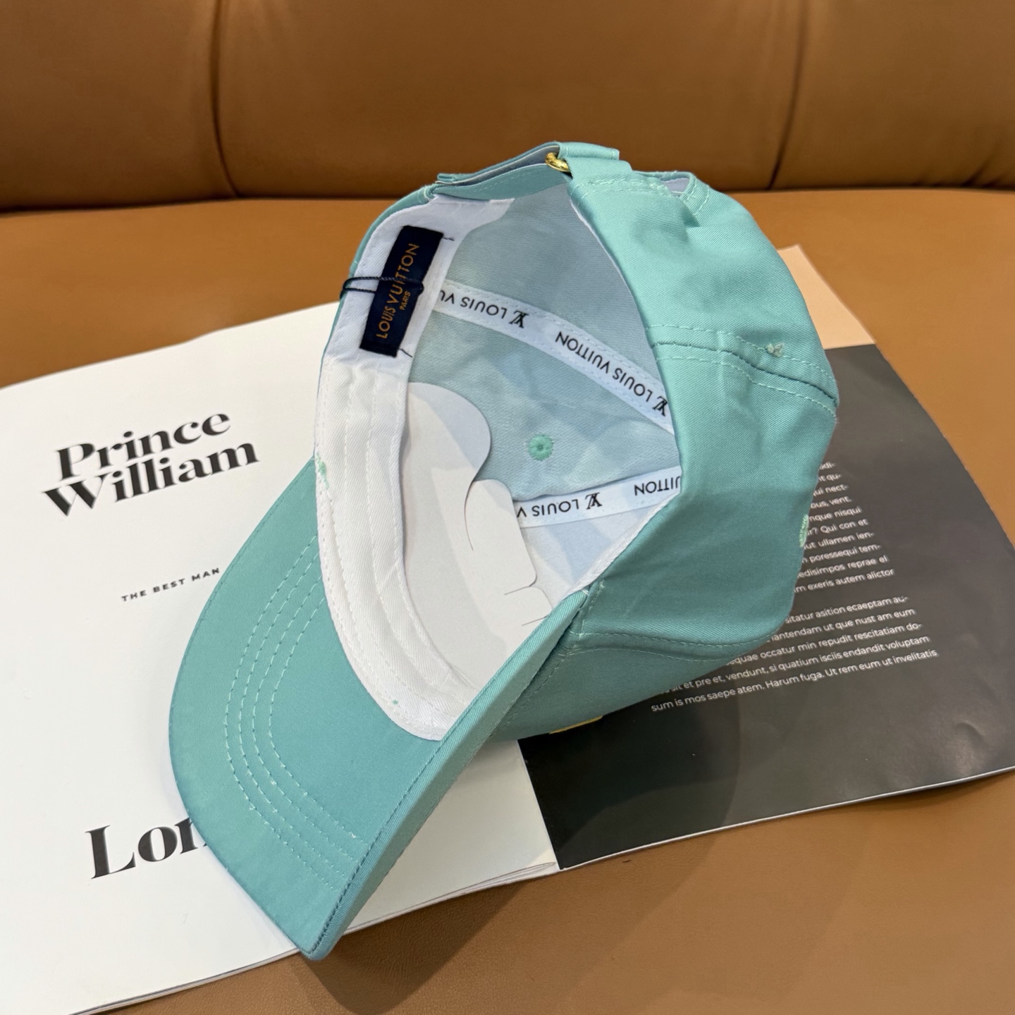 Louis Vuitton LV路易威登高版本刺绣 棒球帽 重工打造 高端 ，百搭款
