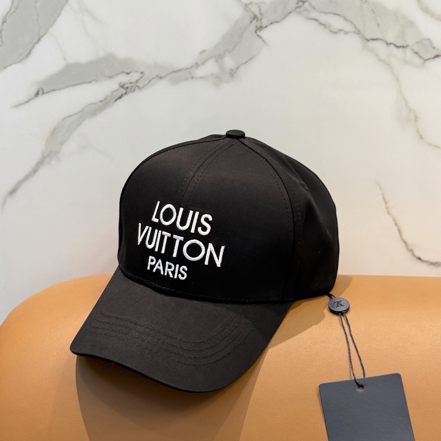 Louis Vuitton LV路易威登高版本刺绣 棒球帽 重工打造 高端 ，百搭款