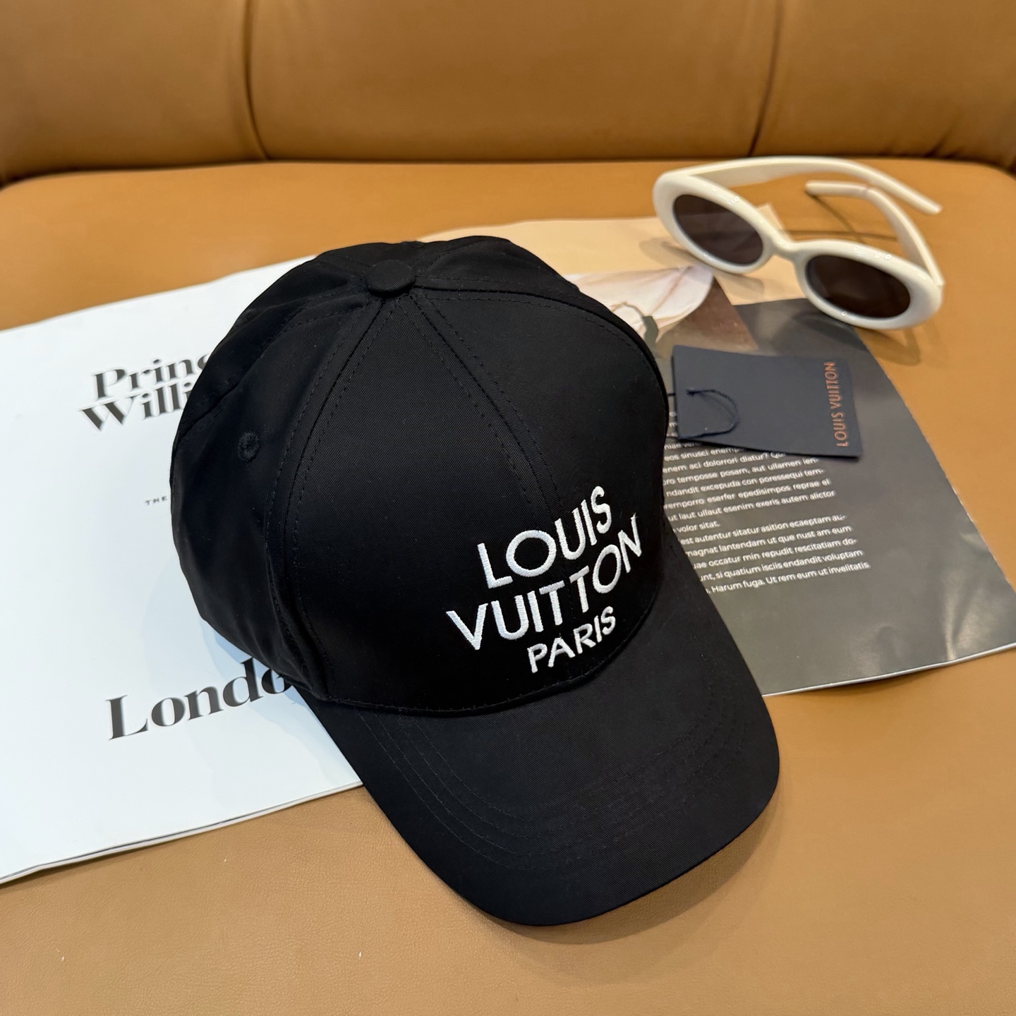 Louis Vuitton LV路易威登高版本刺绣 棒球帽 重工打造 高端 ，百搭款