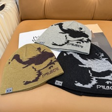 。始祖鸟高品质针织帽 秋冬最新款情侣款针织毛线帽!超级保暖抗寒!专柜在售款!超好看百搭,夏天出过鸭舌帽和 。始祖鸟高品质针织帽 秋冬最新款情侣款针织毛线帽!超级保暖抗寒!专柜在售款!超好看百搭,夏天出过鸭舌帽和