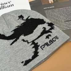 。始祖鸟高品质针织帽 秋冬最新款情侣款针织毛线帽!超级保暖抗寒!专柜在售款!超好看百搭,夏天出过鸭舌帽和 。始祖鸟高品质针织帽 秋冬最新款情侣款针织毛线帽!超级保暖抗寒!专柜在售款!超好看百搭,夏天出过鸭舌帽和