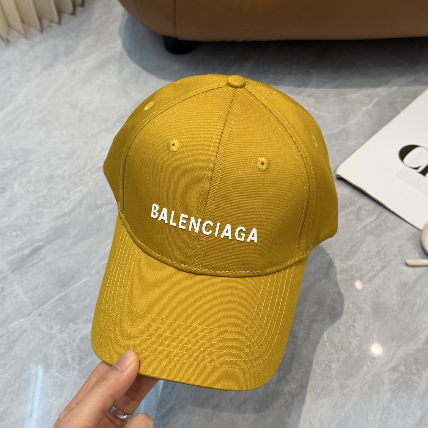 Balenciaga Balenciaga 新款巴黎世家 棒球帽我家对巴黎世家的工艺已经是炉火纯青了 必爆 BALENCIAGA巴黎世家新款纯棉棒球帽