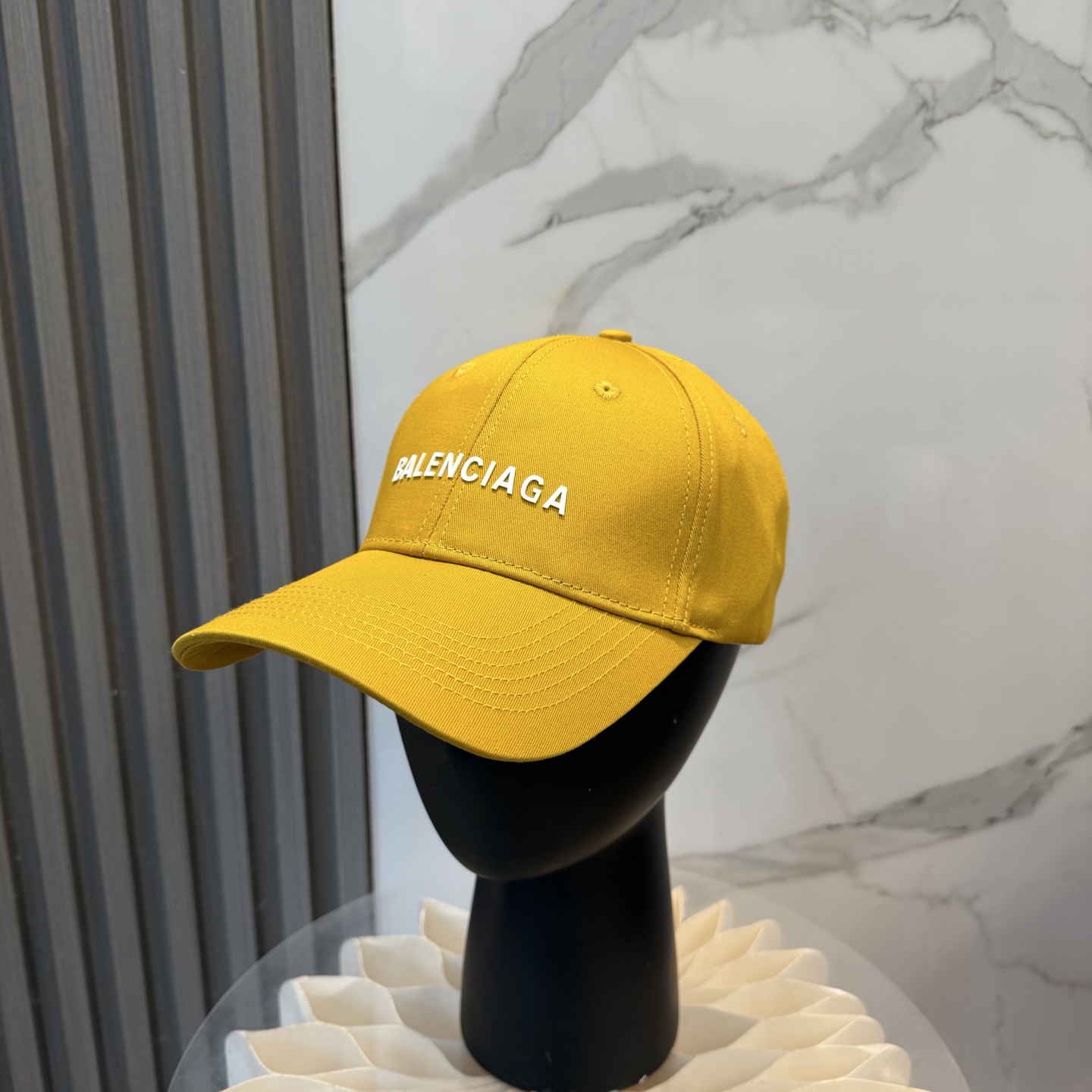 Balenciaga Balenciaga 新款巴黎世家 棒球帽我家对巴黎世家的工艺已经是炉火纯青了 必爆 BALENCIAGA巴黎世家新款纯棉棒球帽
