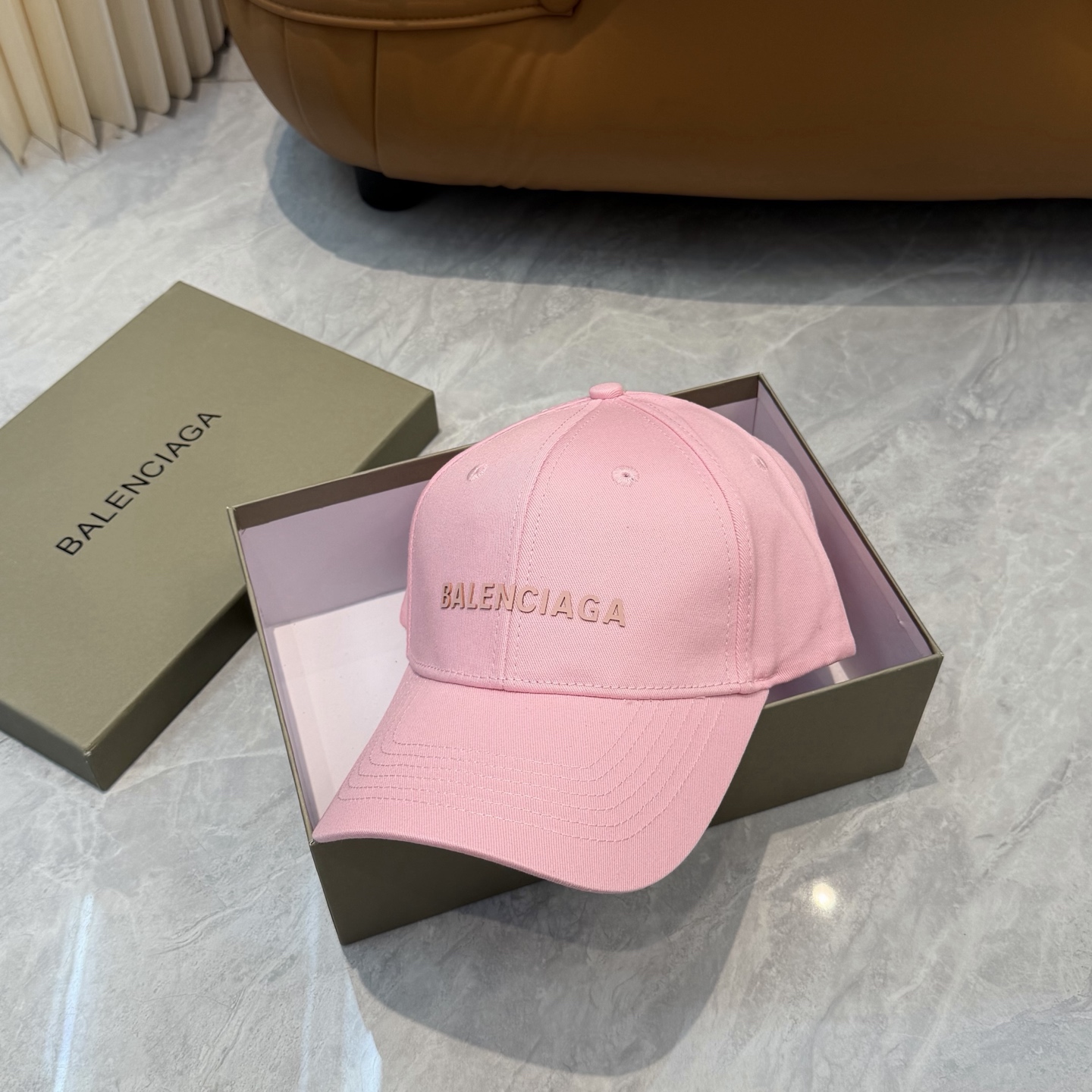 Balenciaga Balenciaga 新款巴黎世家 棒球帽我家对巴黎世家的工艺已经是炉火纯青了 必爆 BALENCIAGA巴黎世家新款纯棉棒球帽