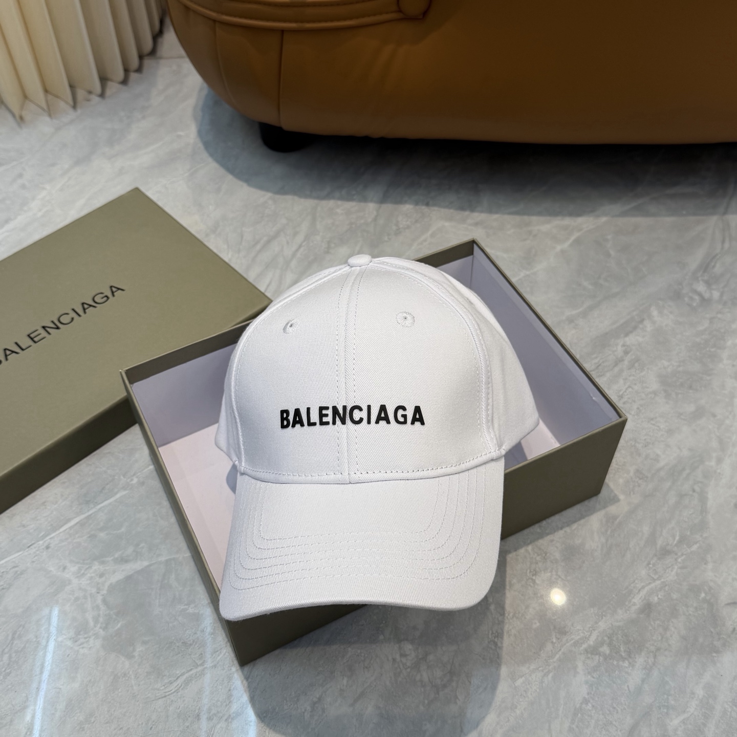 Balenciaga Balenciaga 新款巴黎世家 棒球帽我家对巴黎世家的工艺已经是炉火纯青了 必爆 BALENCIAGA巴黎世家新款纯棉棒球帽