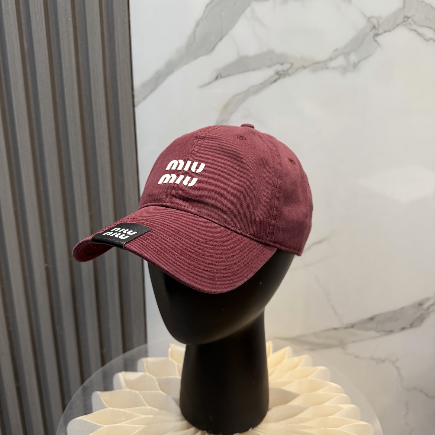 Miu Miu miumiu新款多巴胺四季棒球帽