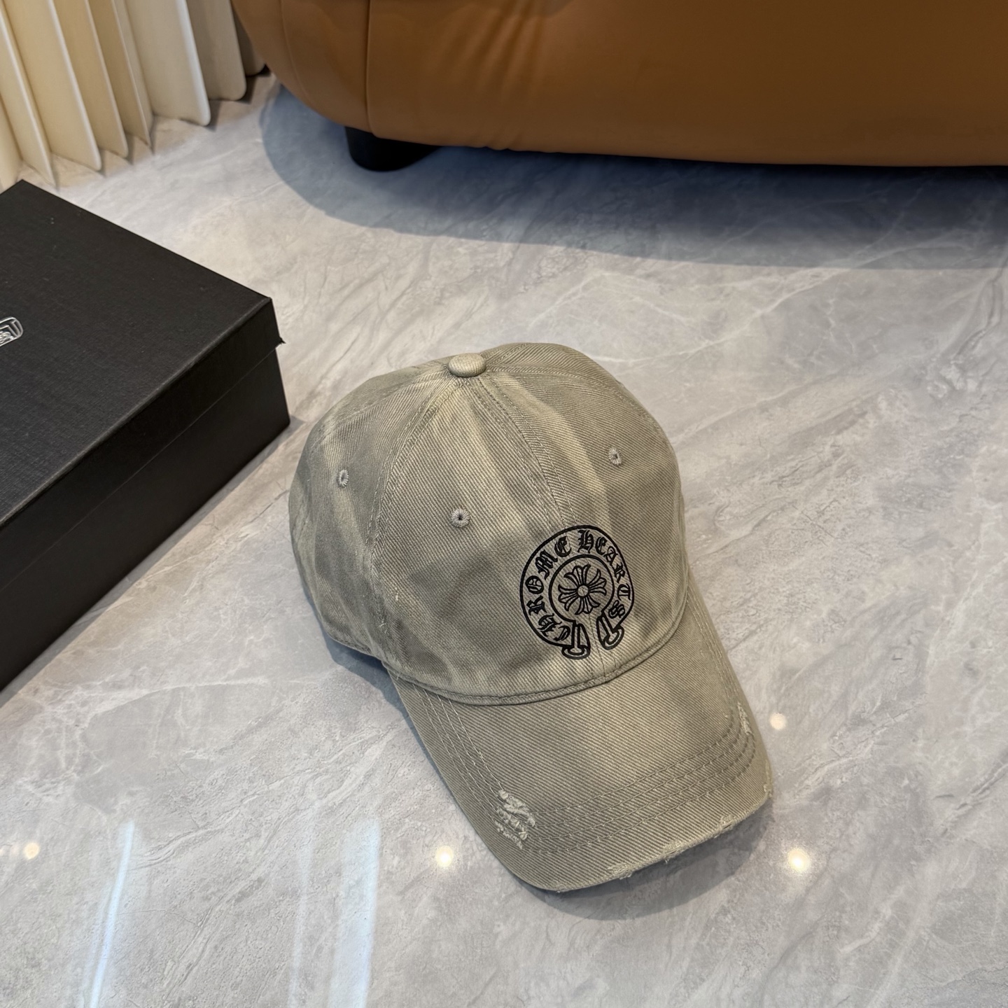 Chrome Hearts 克罗心 ，个性 logo，休闲带点酷酷的感觉，中性款