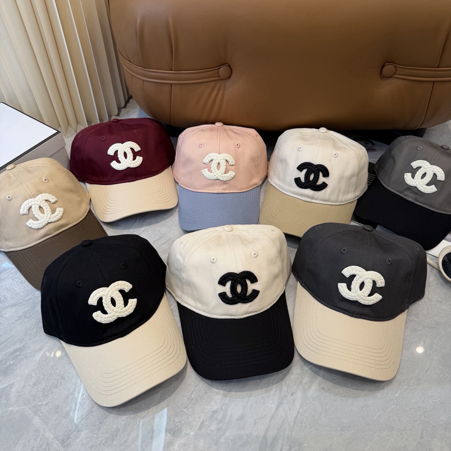 【CHANEL香奈儿】春夏新款简约小香logo棒球帽，新款出货，大牌款超好搭配，赶紧入手！
