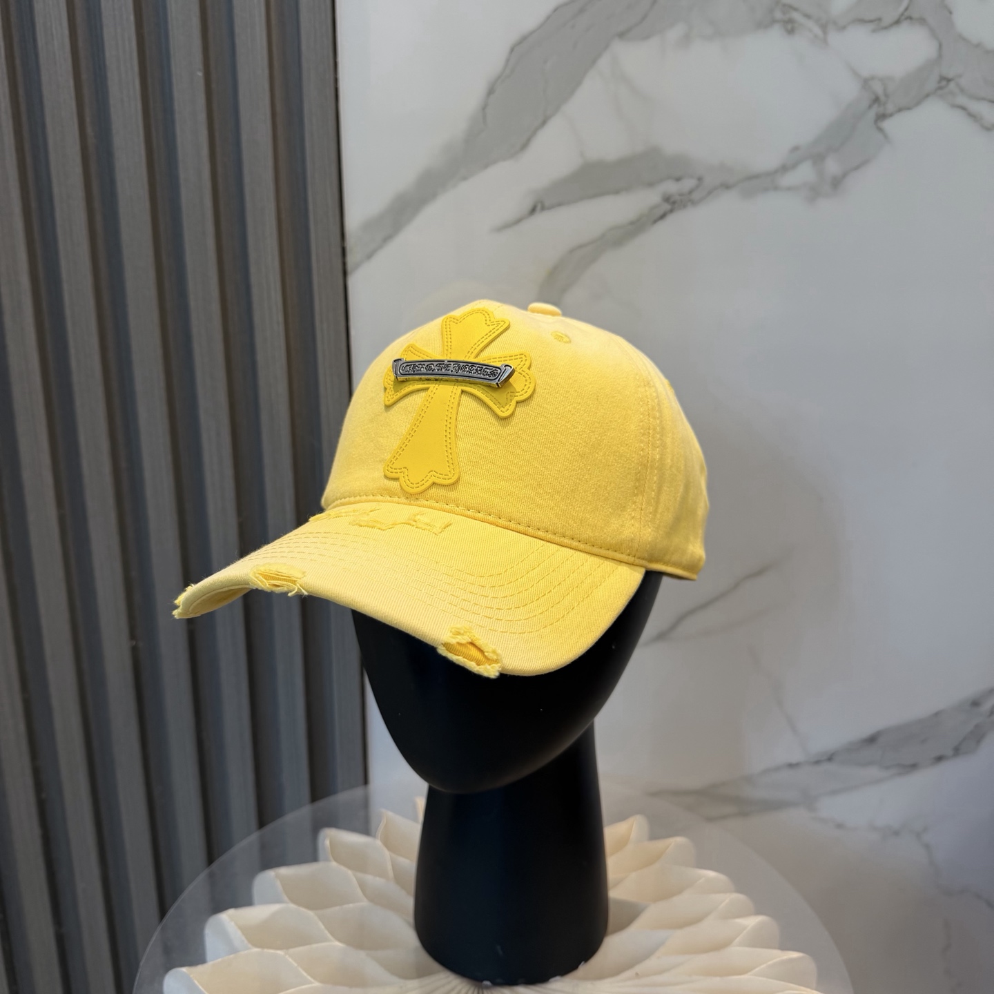 Chrome Hearts 克罗心 ，个性 十字架标志，休闲带点酷酷的感觉，中性款