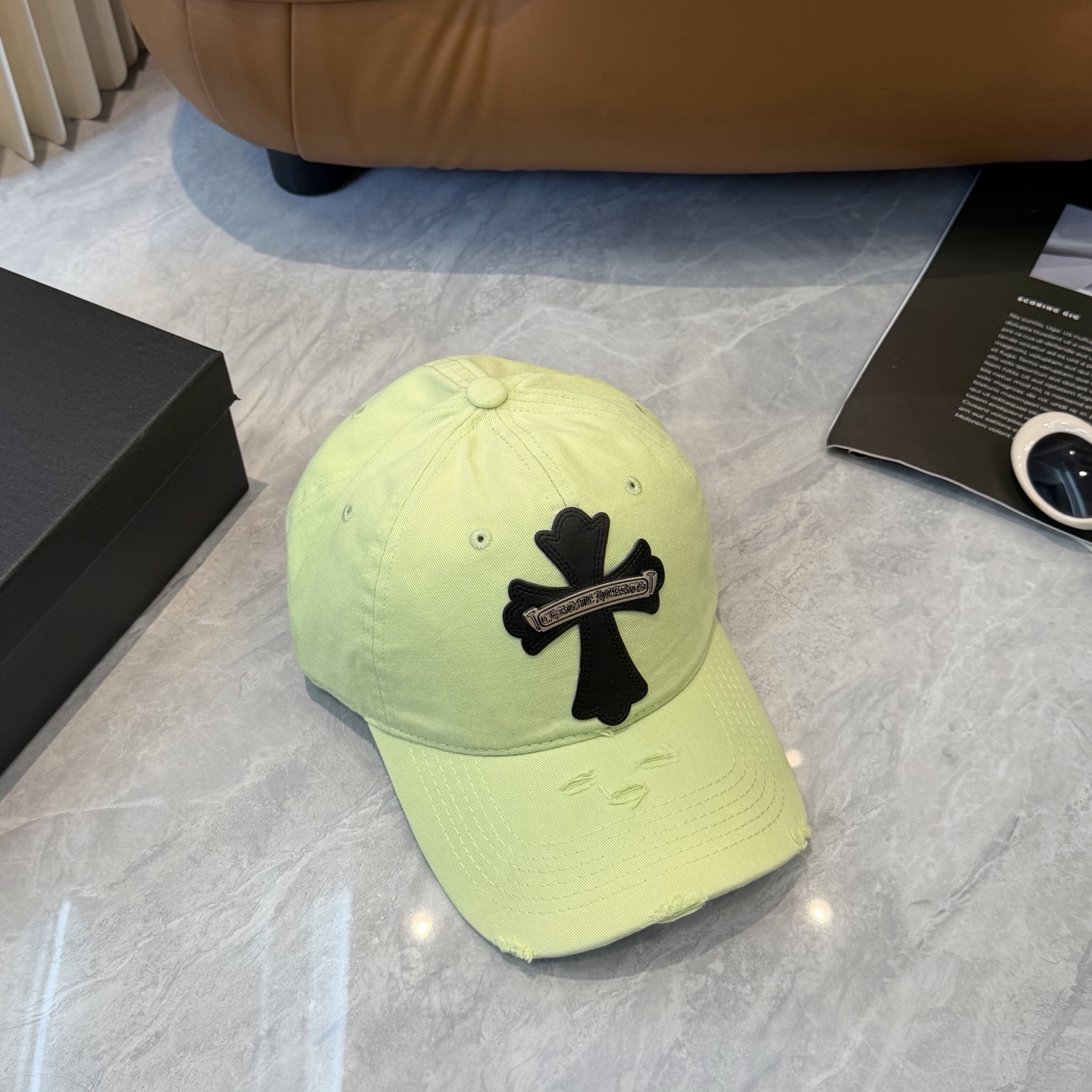 克罗心 🆕🆕新款棒球帽，个性时尚经典十字架标志，休闲带点酷酷的感觉，中性款男女同款！超好搭！头围:56-