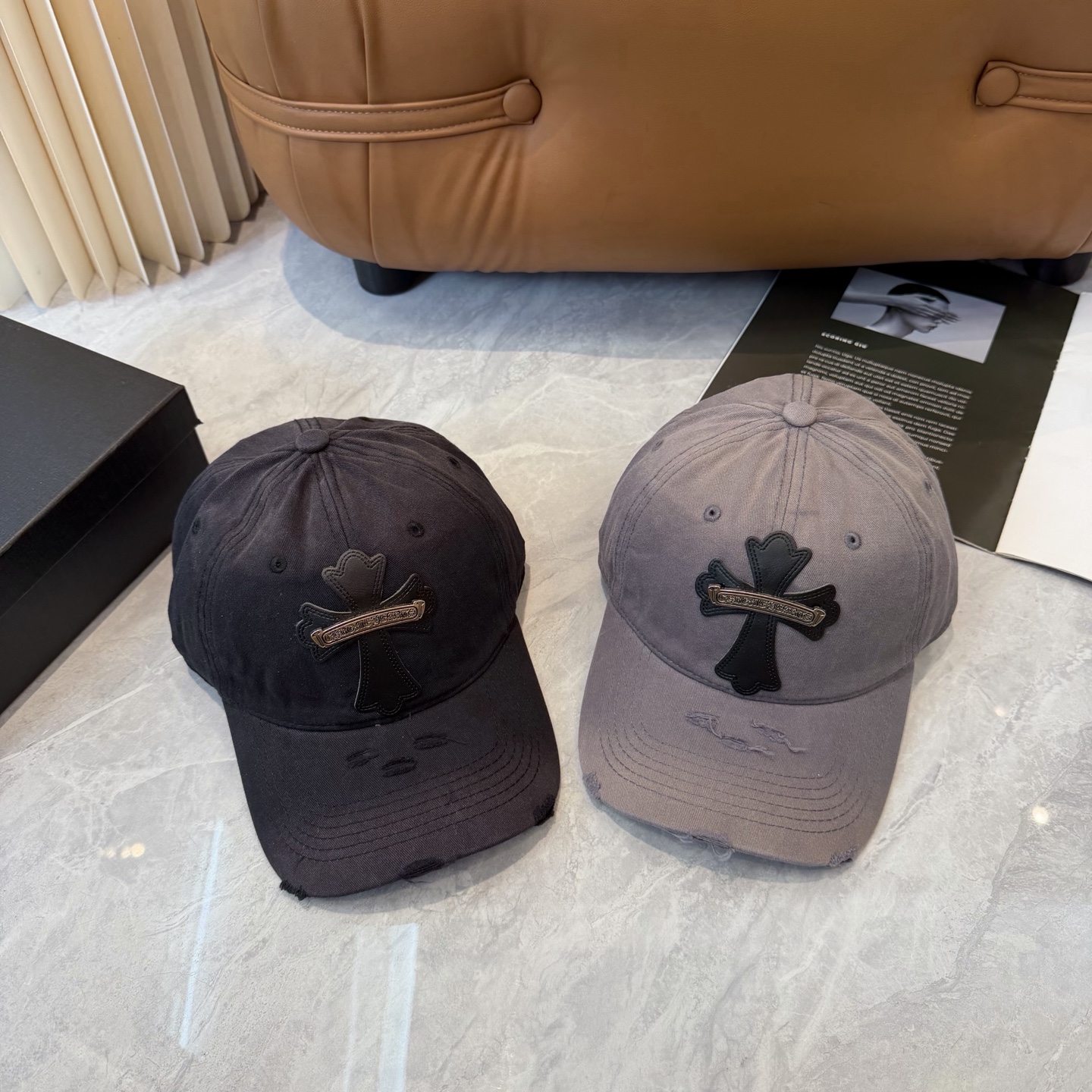 克罗心 🆕🆕新款棒球帽，个性时尚经典十字架标志，休闲带点酷酷的感觉，中性款男女同款！超好搭！头围:56-