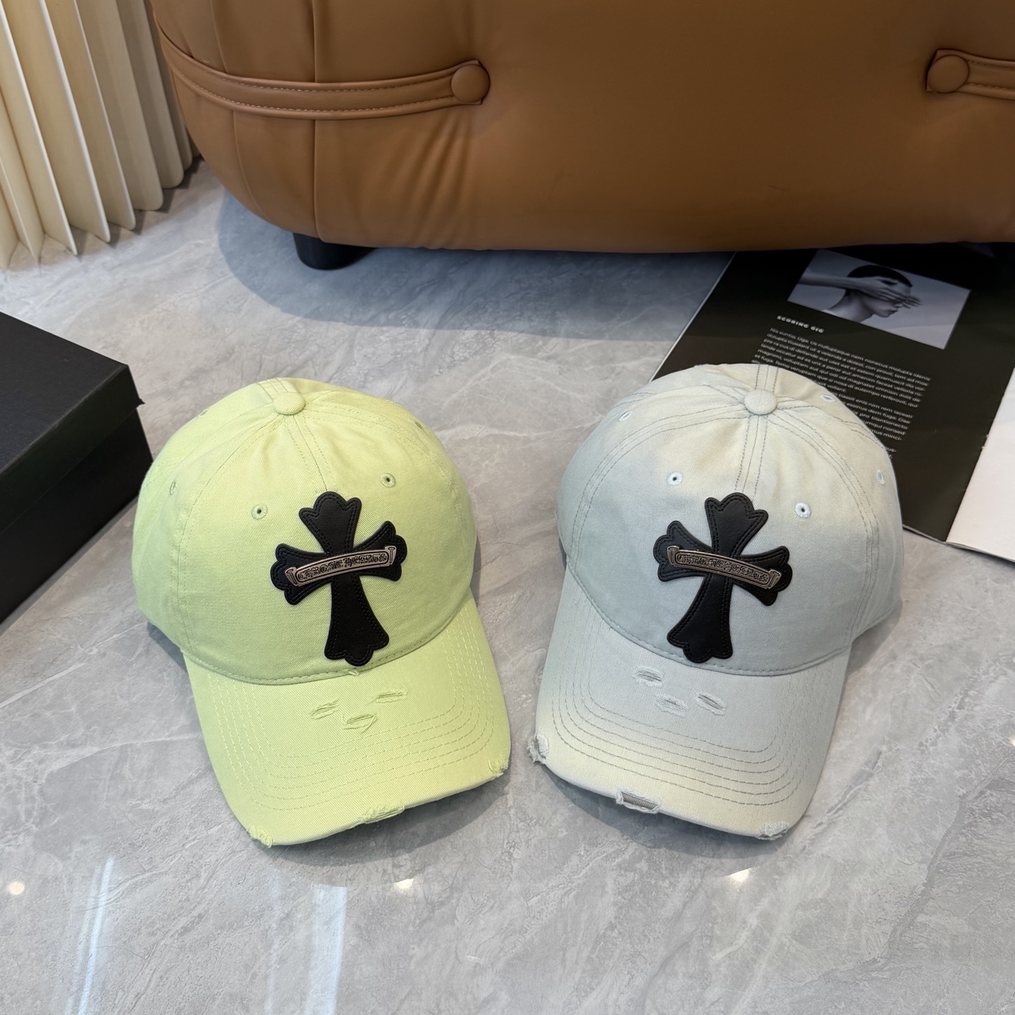克罗心 🆕🆕新款棒球帽，个性时尚经典十字架标志，休闲带点酷酷的感觉，中性款男女同款！超好搭！头围:56-