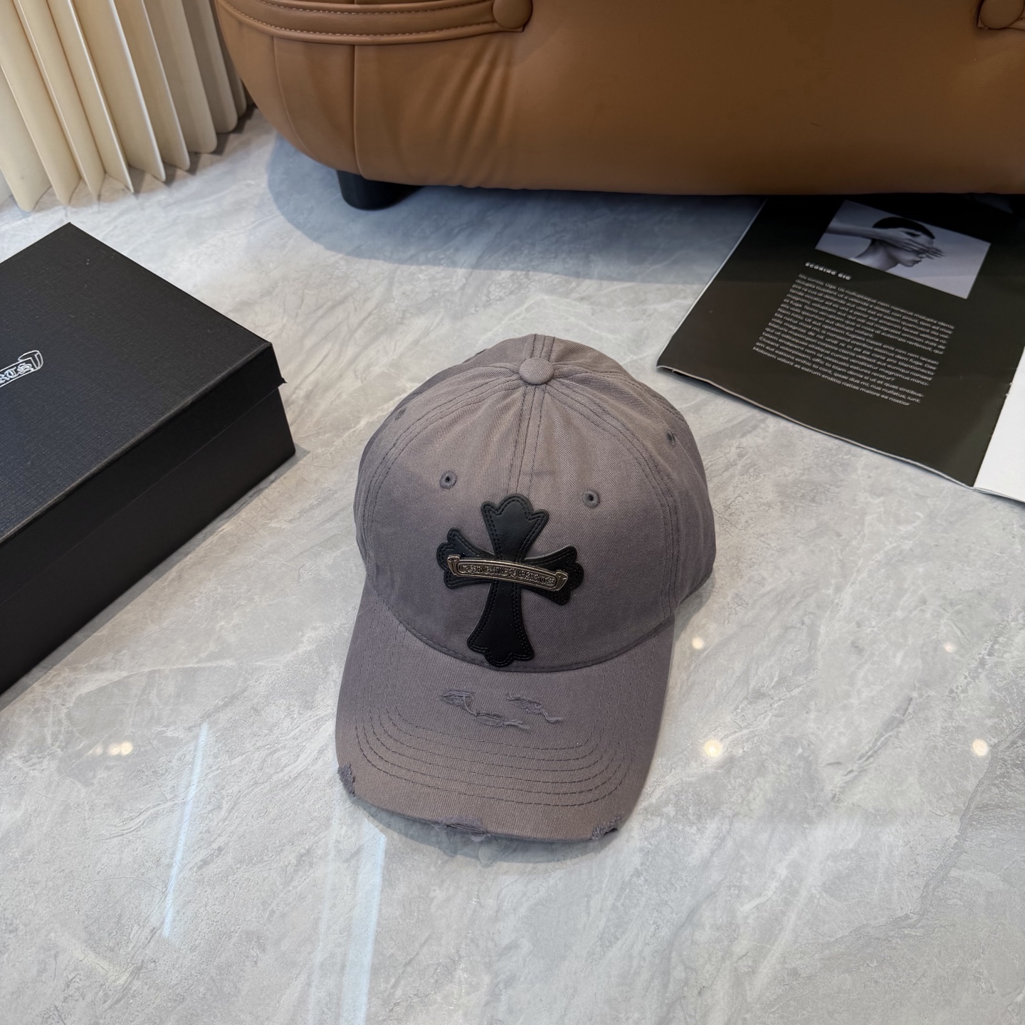 克罗心 🆕🆕新款棒球帽，个性时尚经典十字架标志，休闲带点酷酷的感觉，中性款男女同款！超好搭！头围:56-