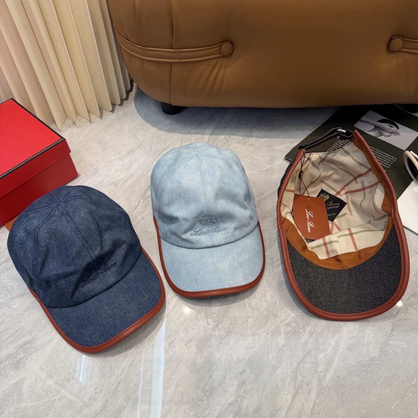 Loro Piana(诺悠翩雅) 专柜新款高版本棒球帽大牌同步，超好出货！颜色做的太特别了～闭眼入 全是